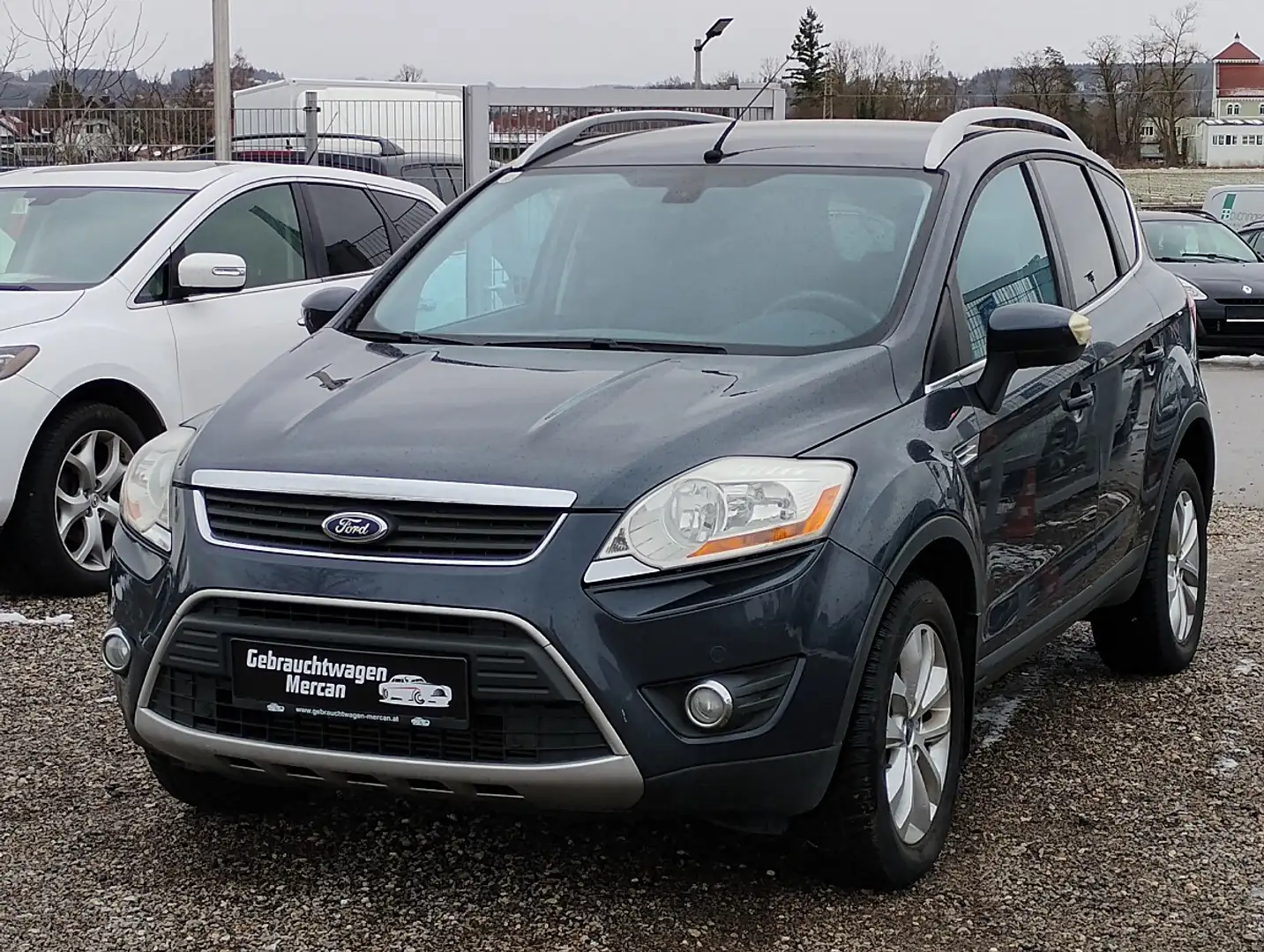 Ford Kuga 2,0 Titanium 4x4 TDCI DPF Grau - 1