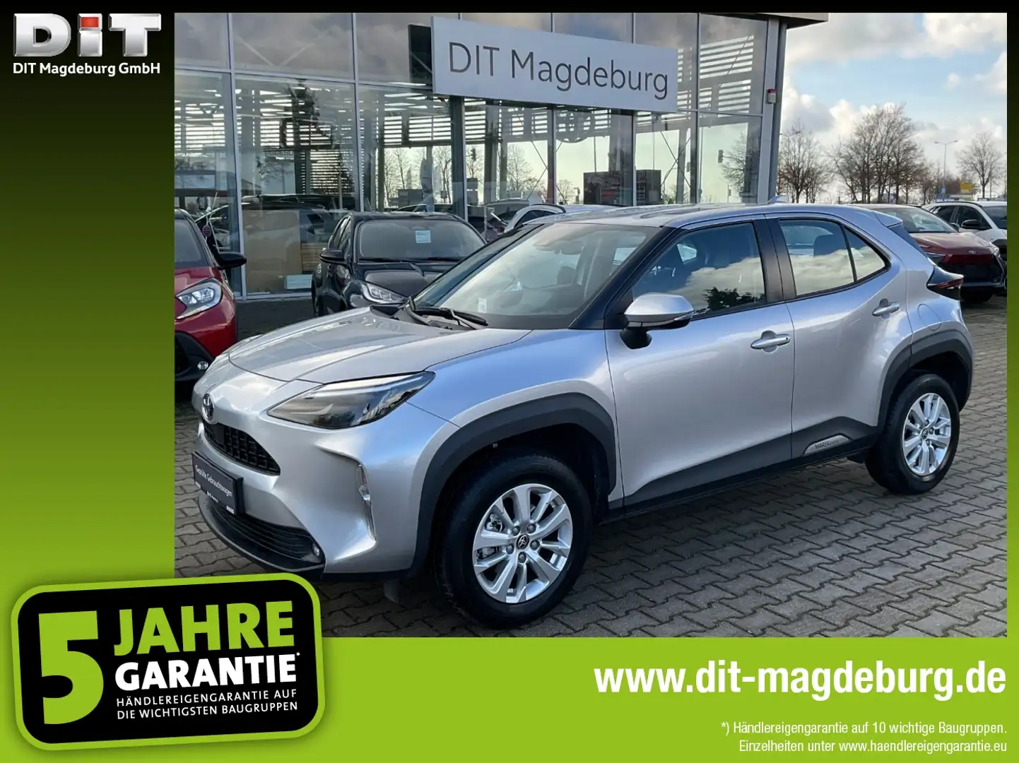Toyota Yaris Cross 1.5 Comfort ACC+Navi+Fernlichtass. Plateado - 1