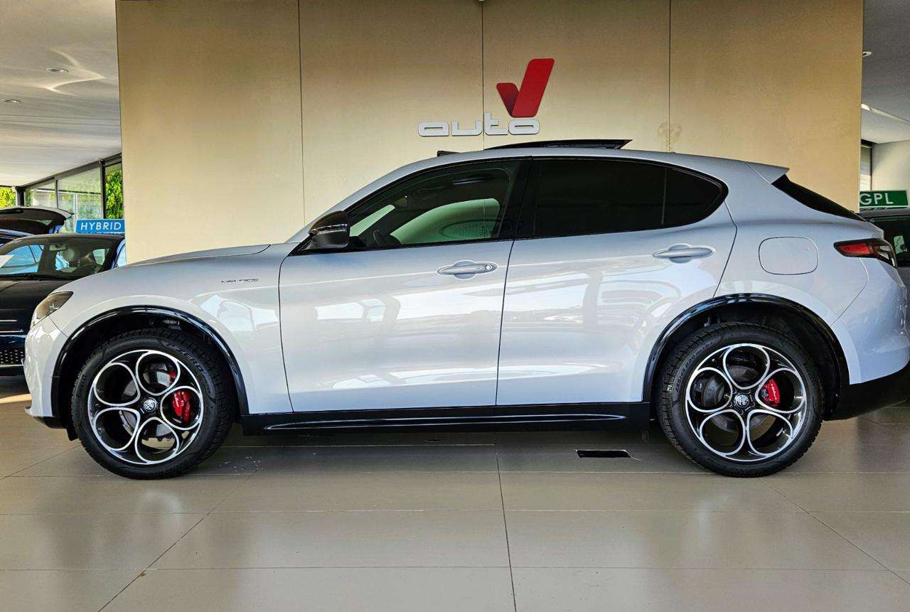 Alfa Romeo Stelvio 2.0 Turbo 280 CV AT8 Q4 Veloce