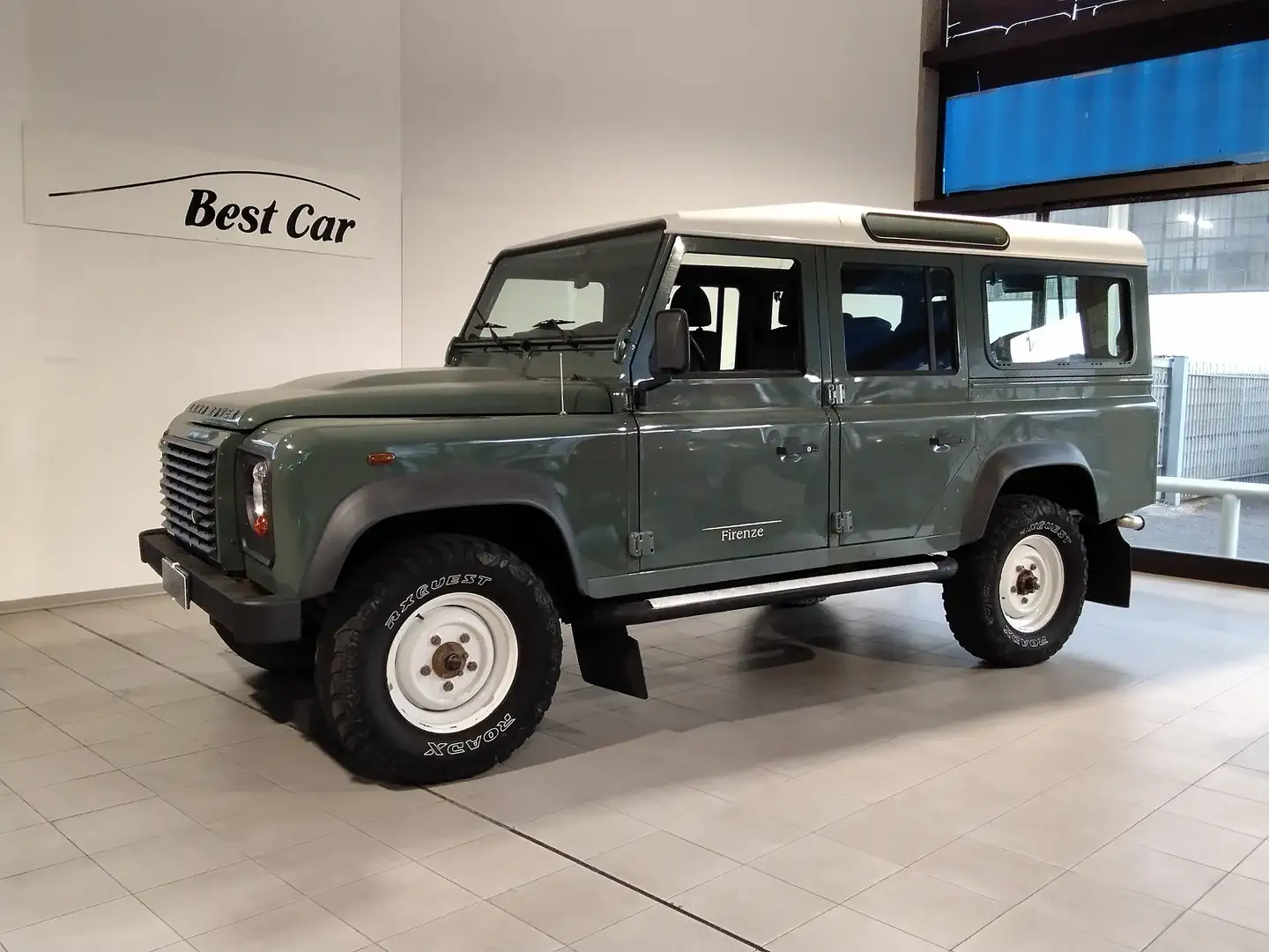 Land Rover Defender Defender VI 2007 110/130 110 2.4 td S SW Groen - 1