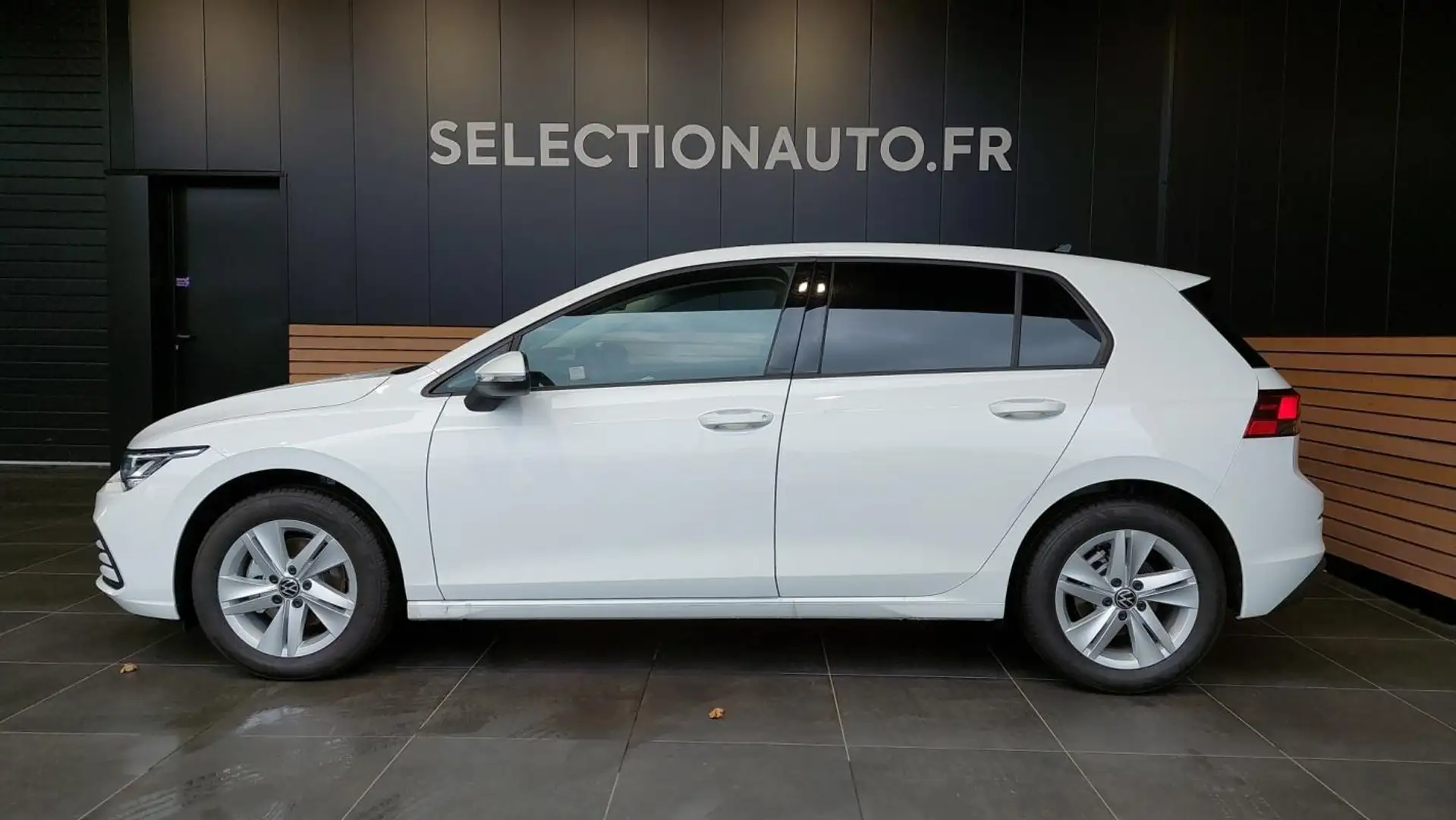 Volkswagen Golf VIII 1.0 ETSI OPF 110 DSG7 LIFE BUSINESS Blanc - 2