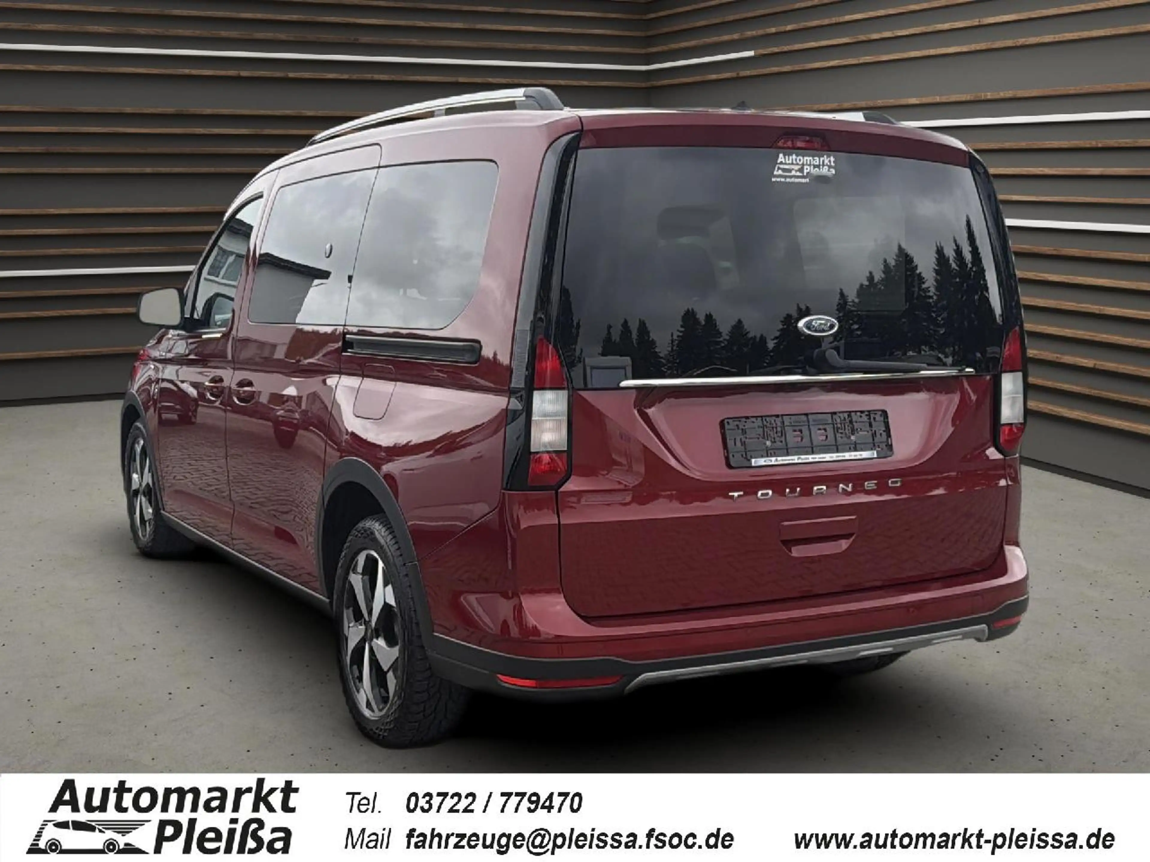 Ford Grand Tourneo Active — photo 4