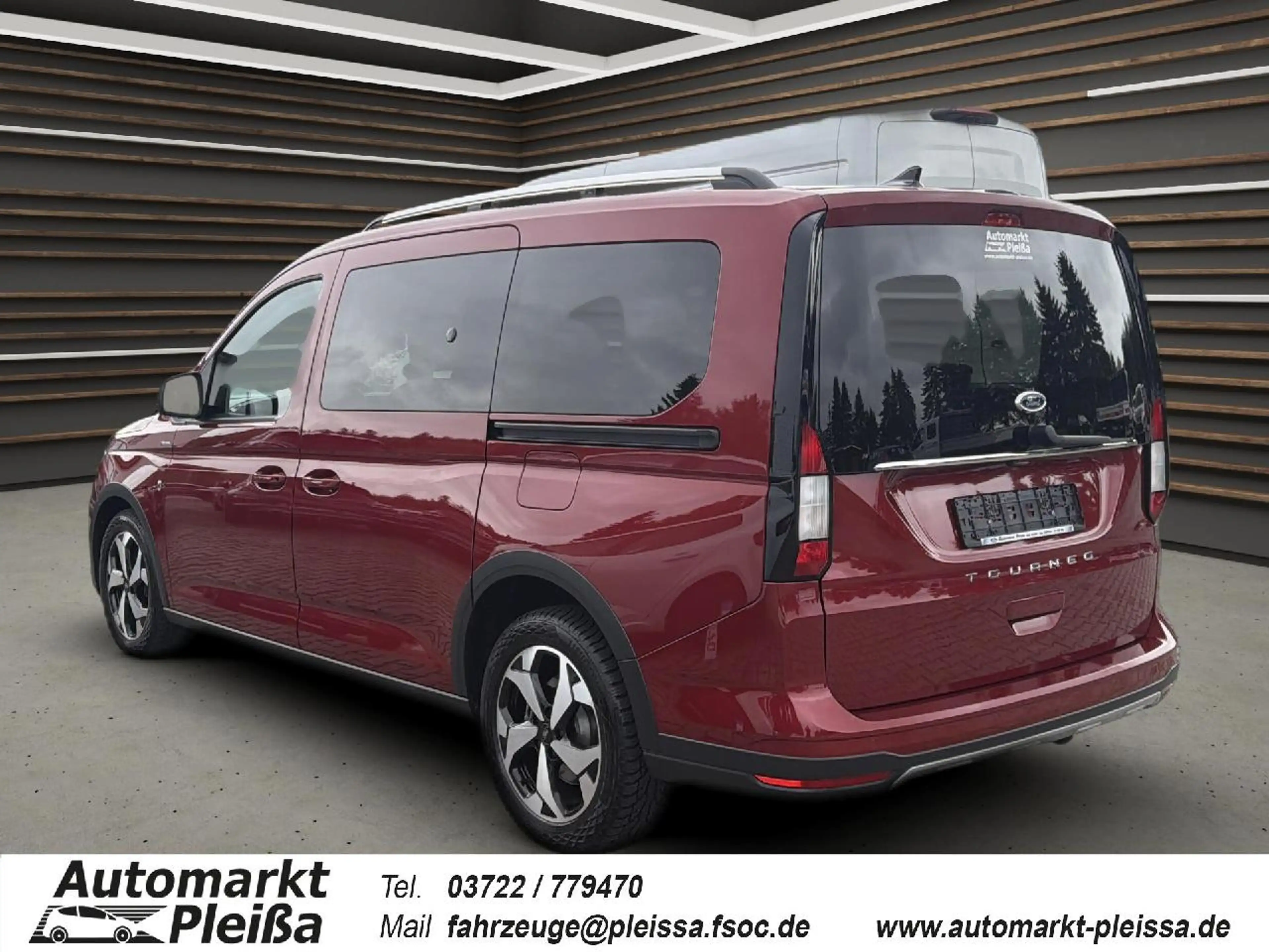 Ford Grand Tourneo Active — photo 3