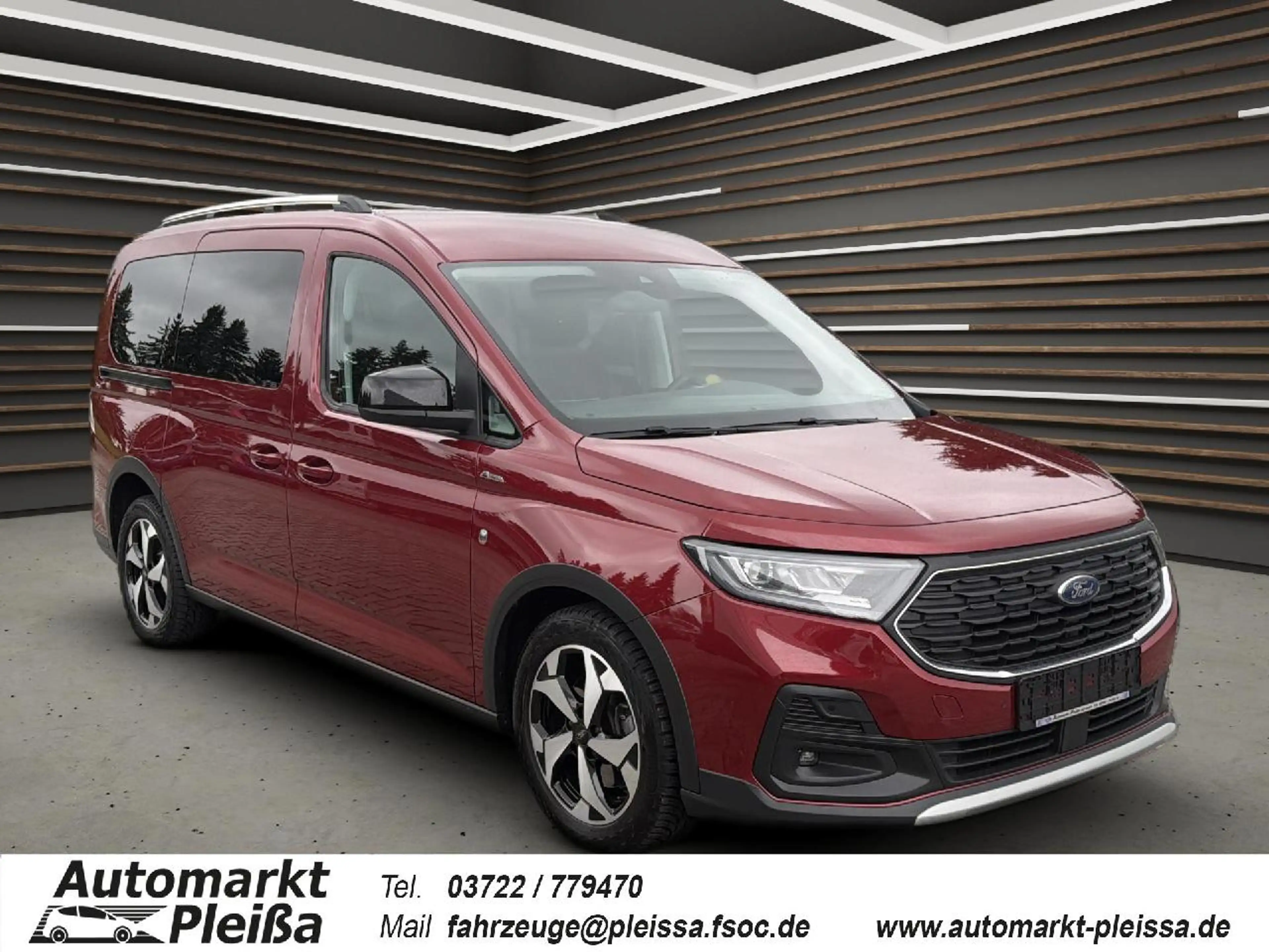 Ford Grand Tourneo Active — photo 9