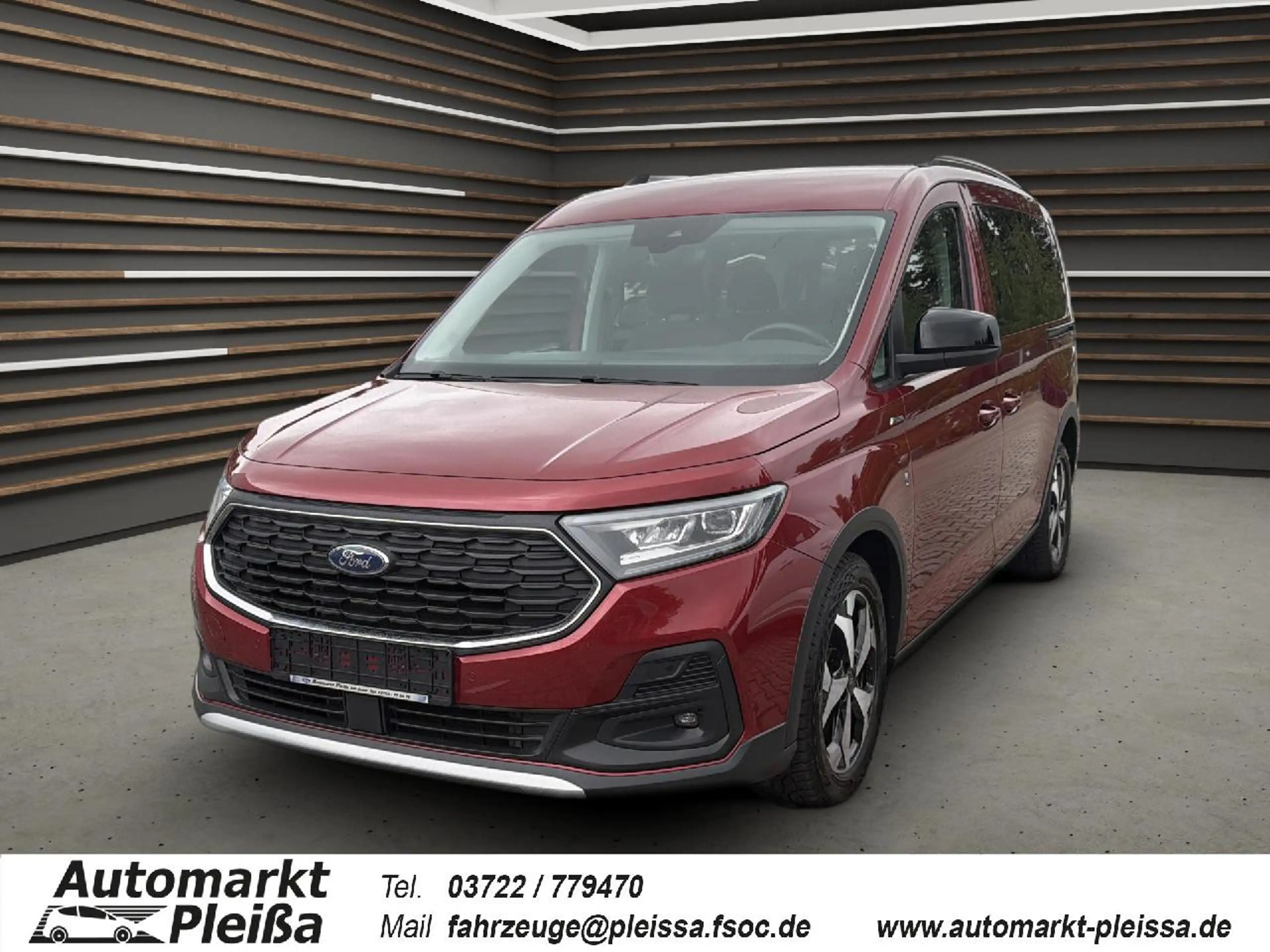Ford Grand Tourneo Active — photo 2