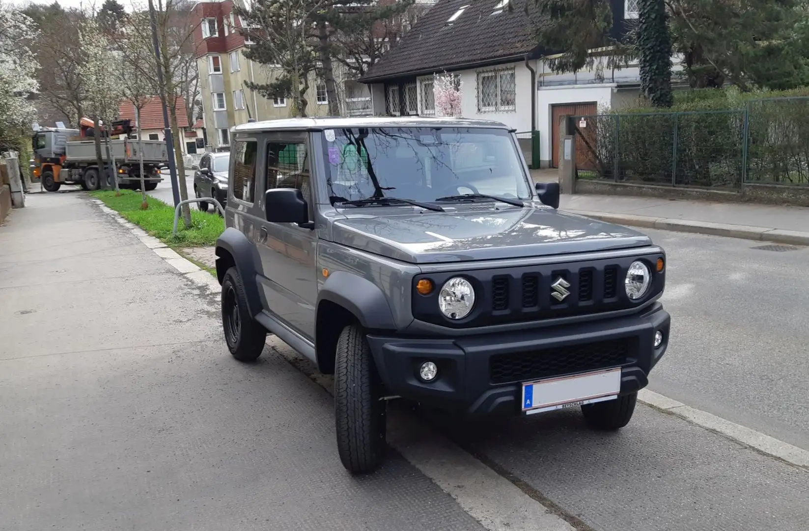 Suzuki Jimny Suzuki Jimny 1.5 ALLGRIP Grau - 1