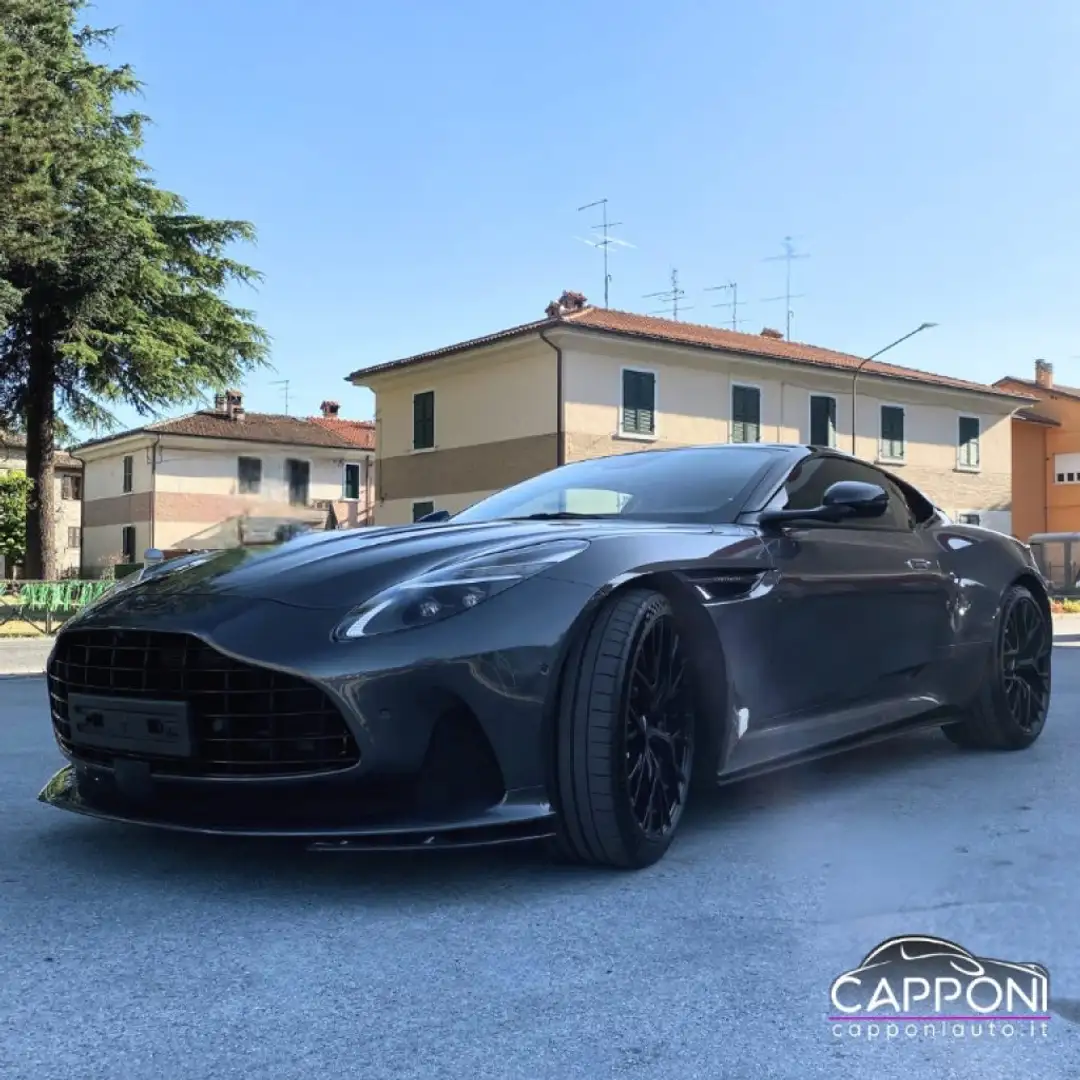 Aston Martin DB12 V8 Coupé Grigio - 2