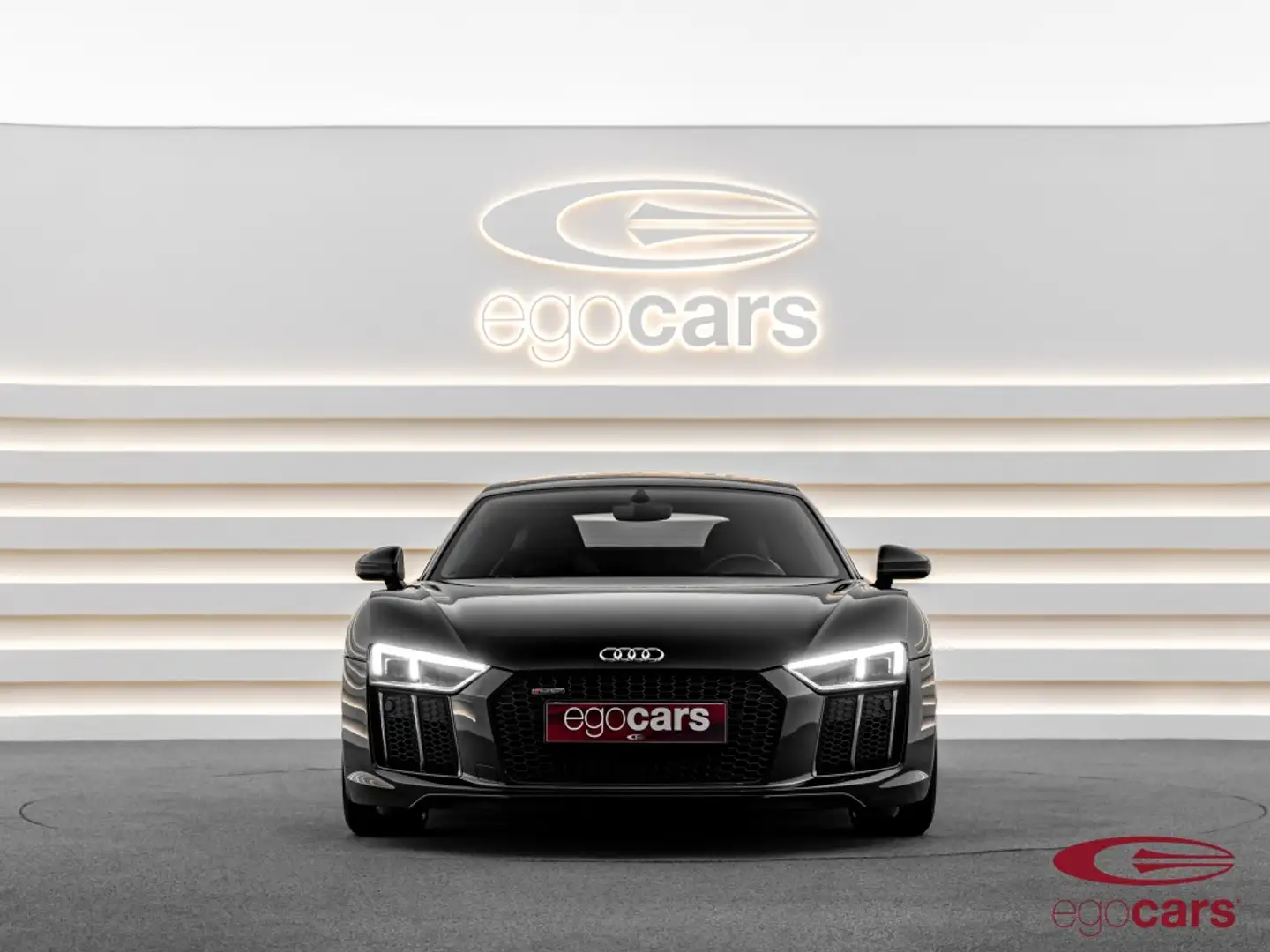 Audi R8 5.2 FSI V10 plus quattro S Tronic Schwarz - 2