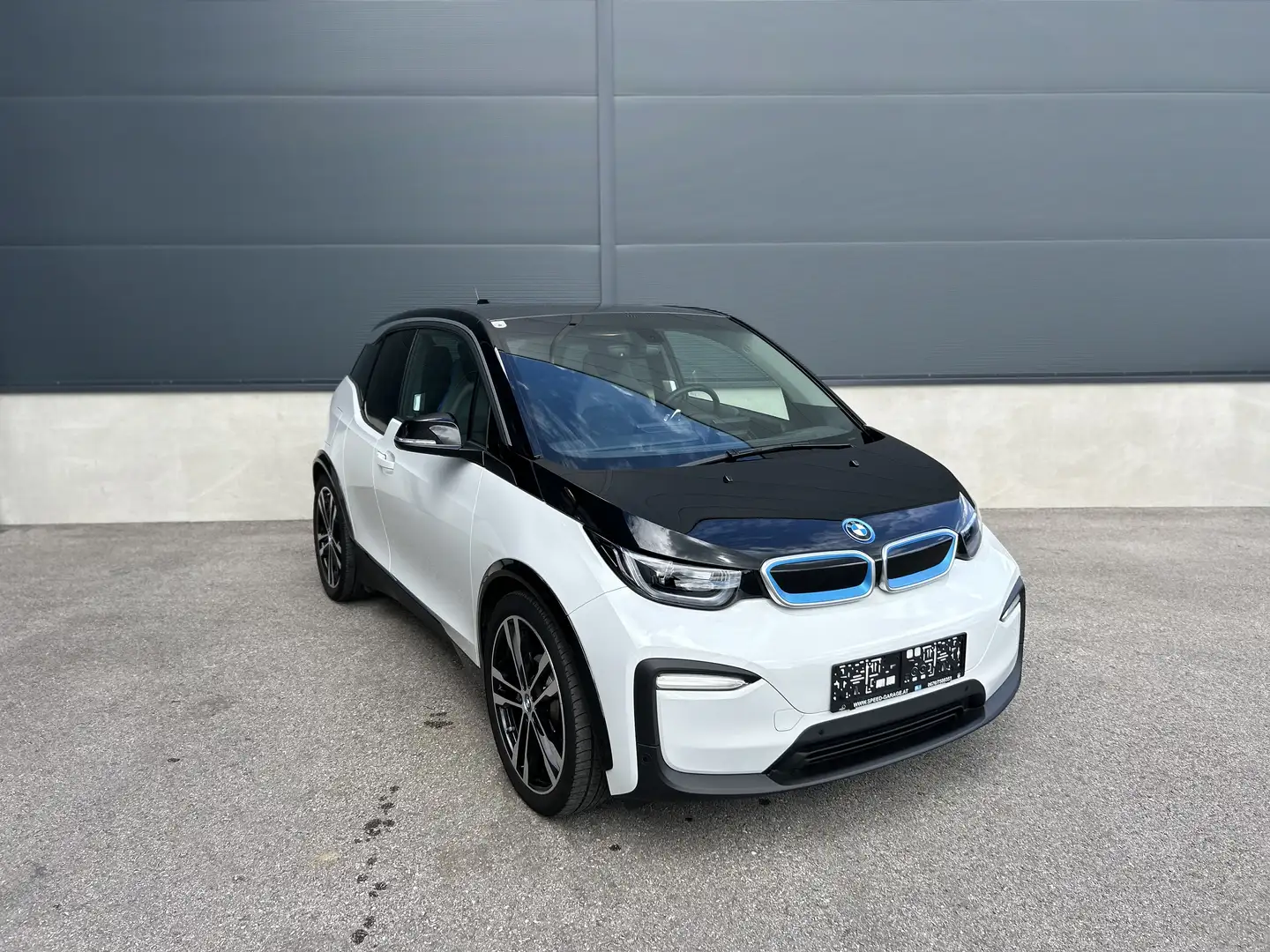 BMW i3 i3 42,2kWh, Sedan Sportpaket, Mwst. Weiß - 1