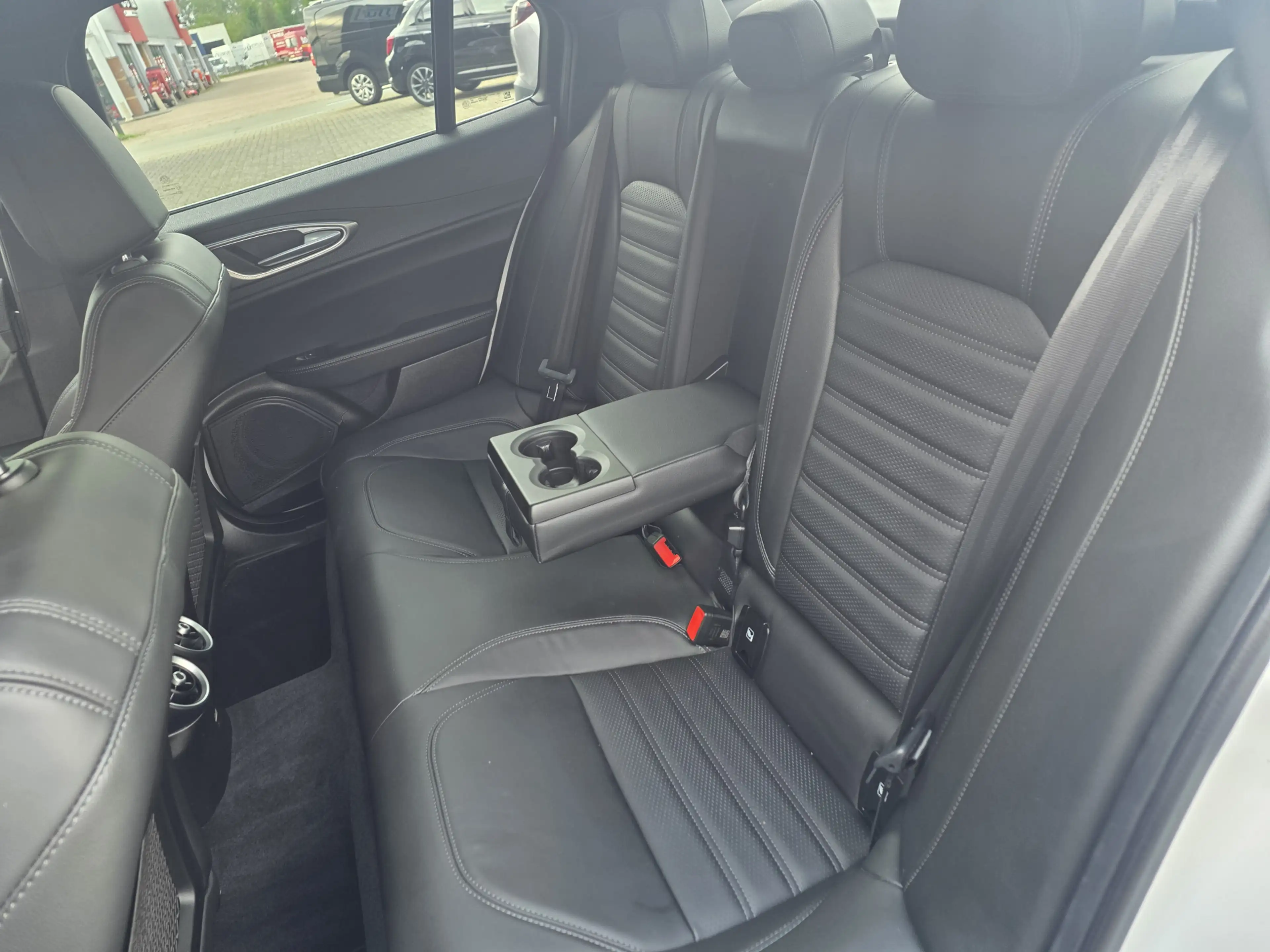Alfa Romeo Giulia 2.0 T GME AWD Veloce | Adas 2 pakket | — photo 15