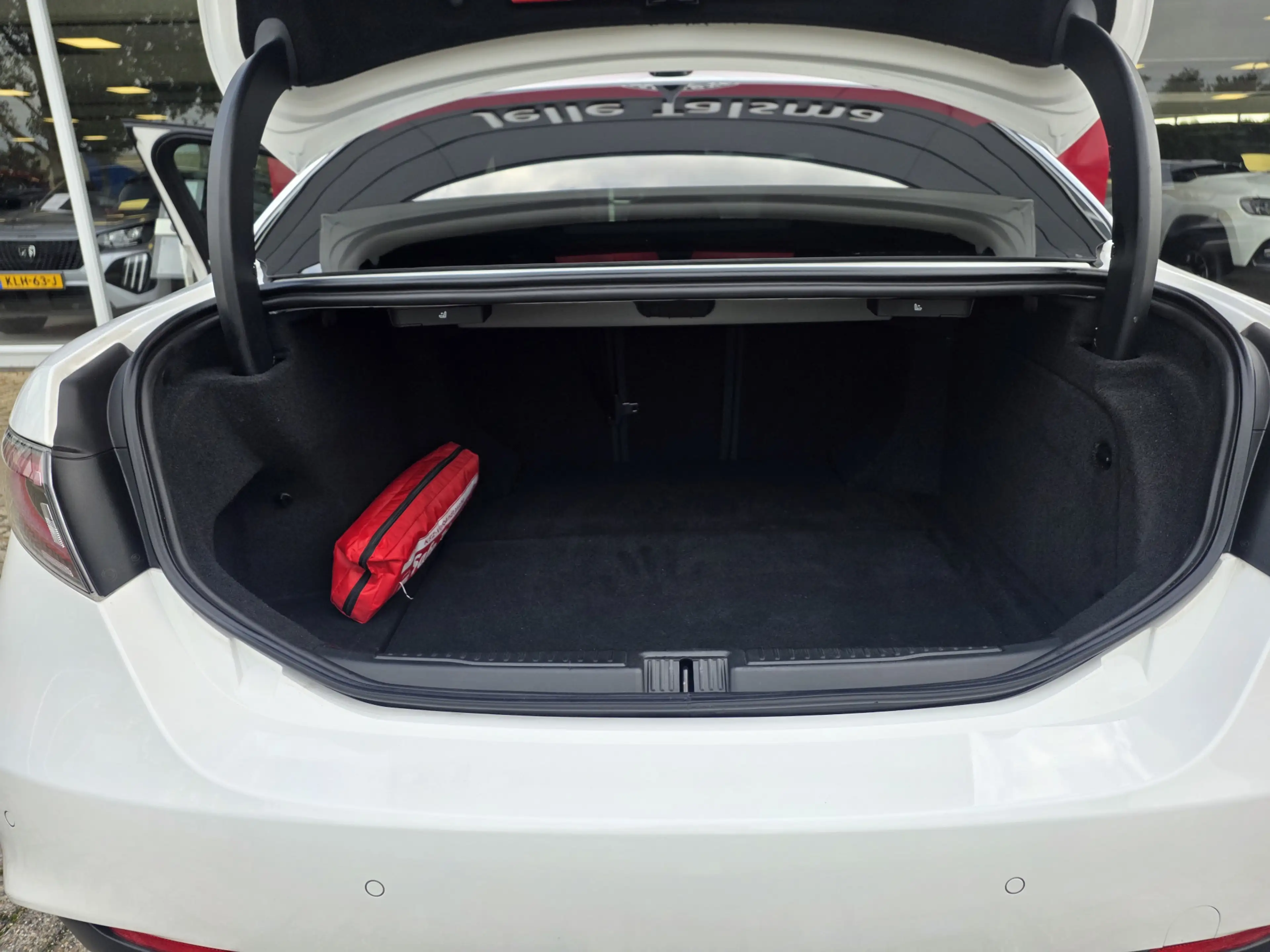 Alfa Romeo Giulia 2.0 T GME AWD Veloce | Adas 2 pakket | — photo 23