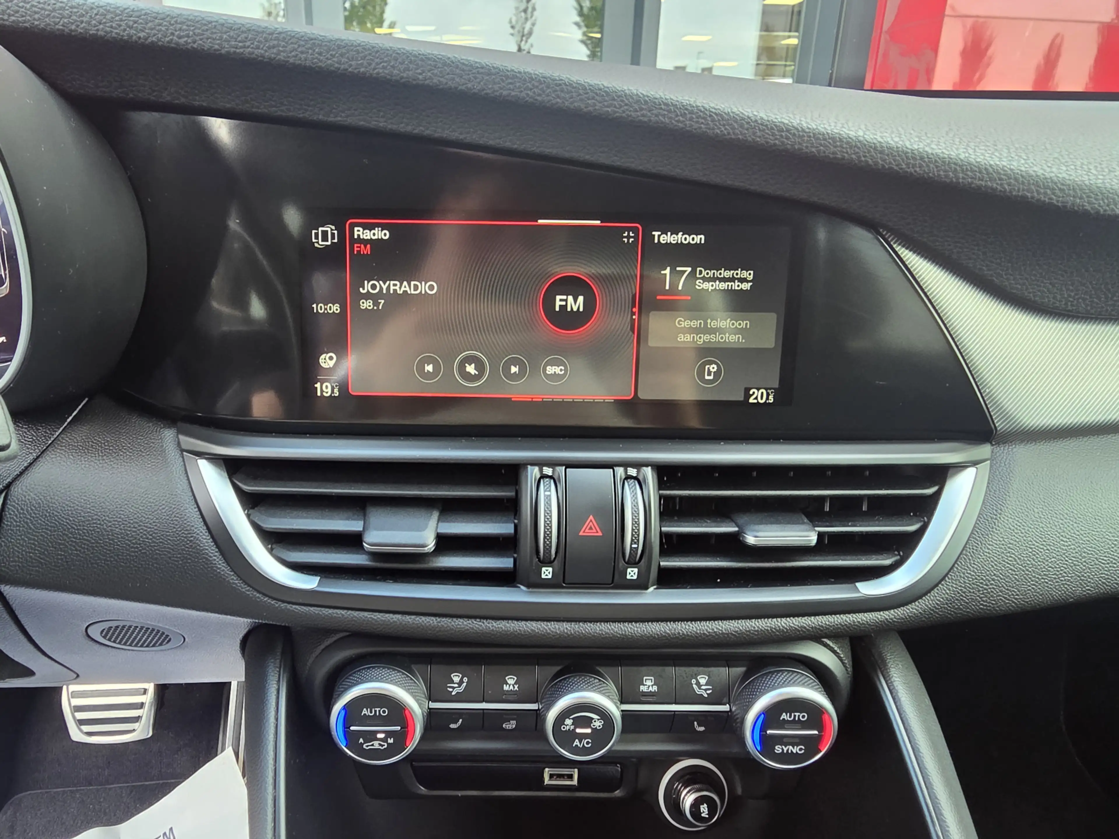 Alfa Romeo Giulia 2.0 T GME AWD Veloce | Adas 2 pakket | — photo 16