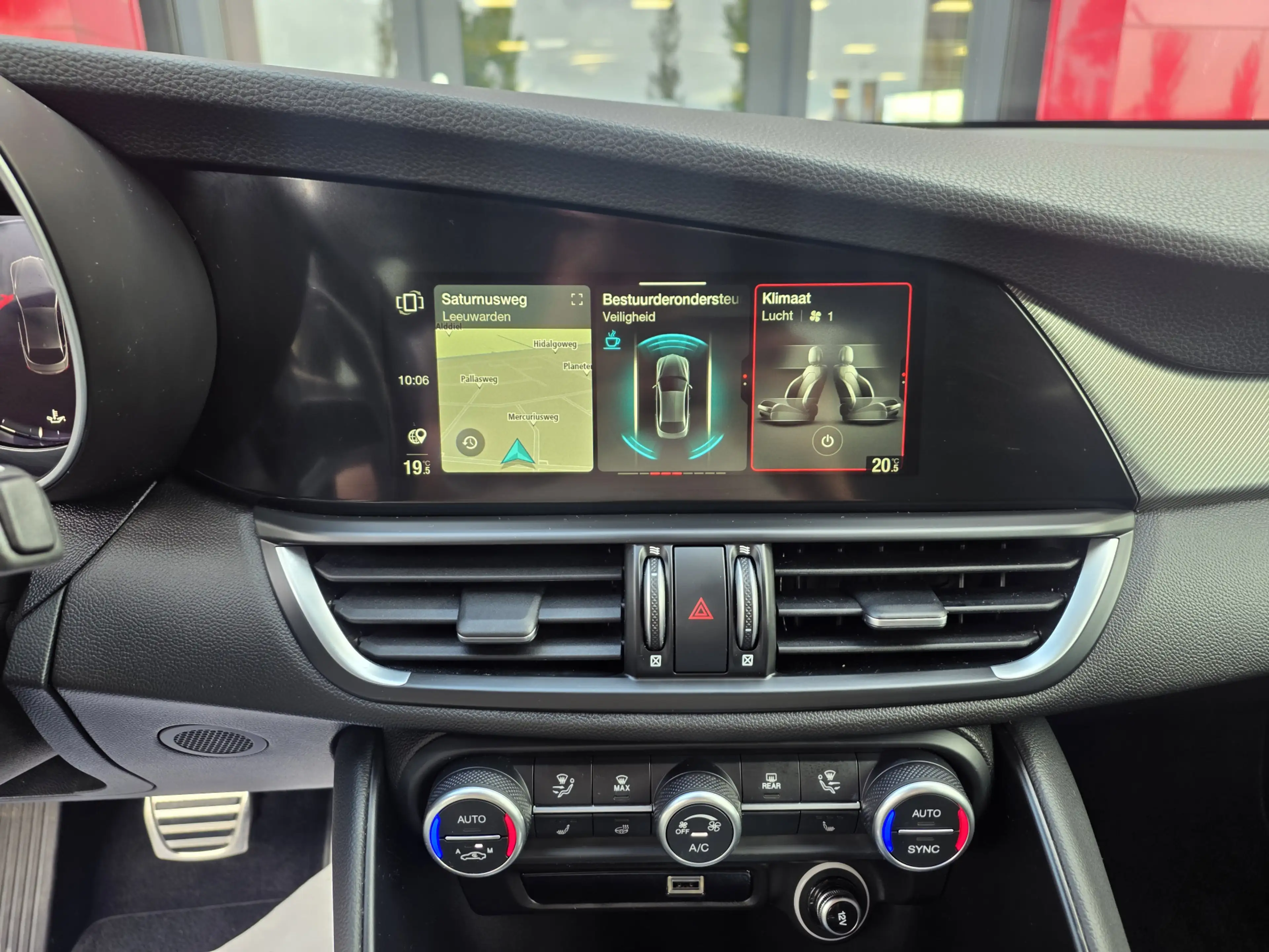 Alfa Romeo Giulia 2.0 T GME AWD Veloce | Adas 2 pakket | — photo 17