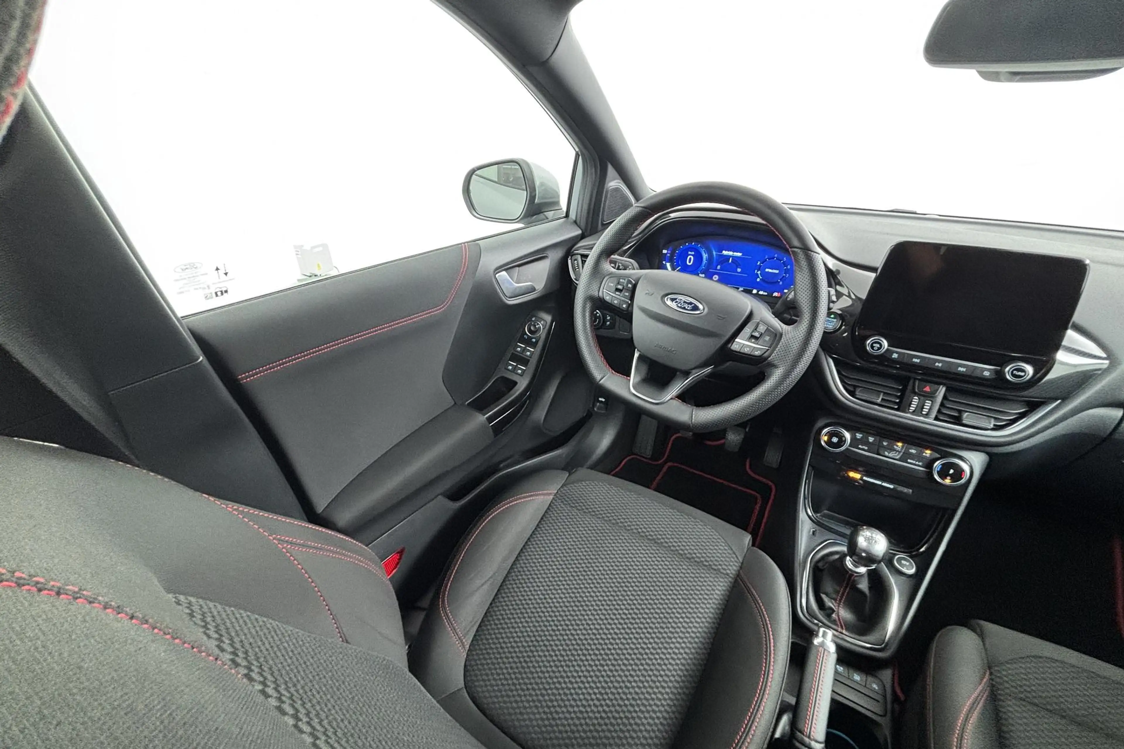 Ford Puma 1.0 EcoBoost Hybrid ST-Line – sportief en veelzijd — photo 12