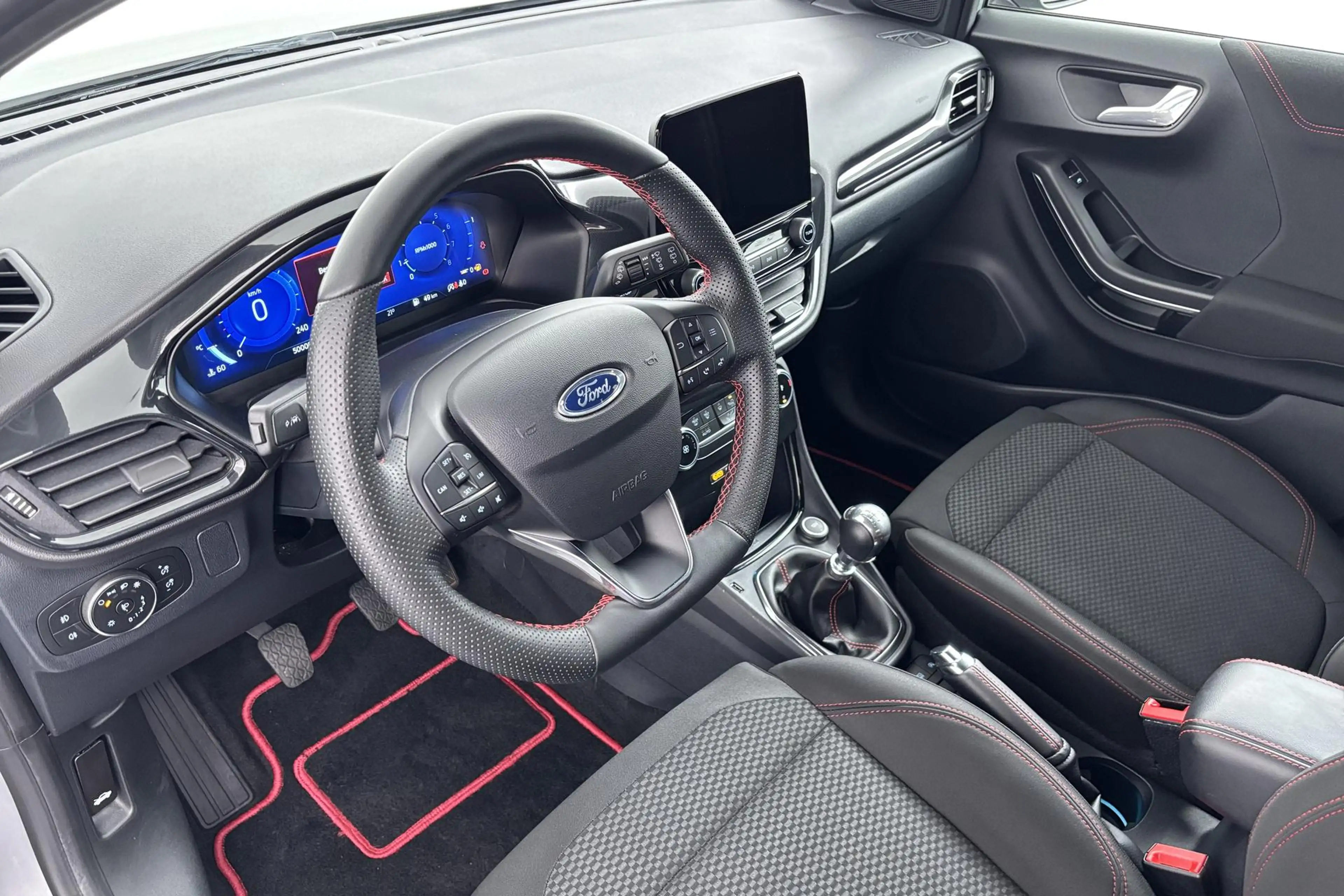 Ford Puma 1.0 EcoBoost Hybrid ST-Line – sportief en veelzijd — photo 9