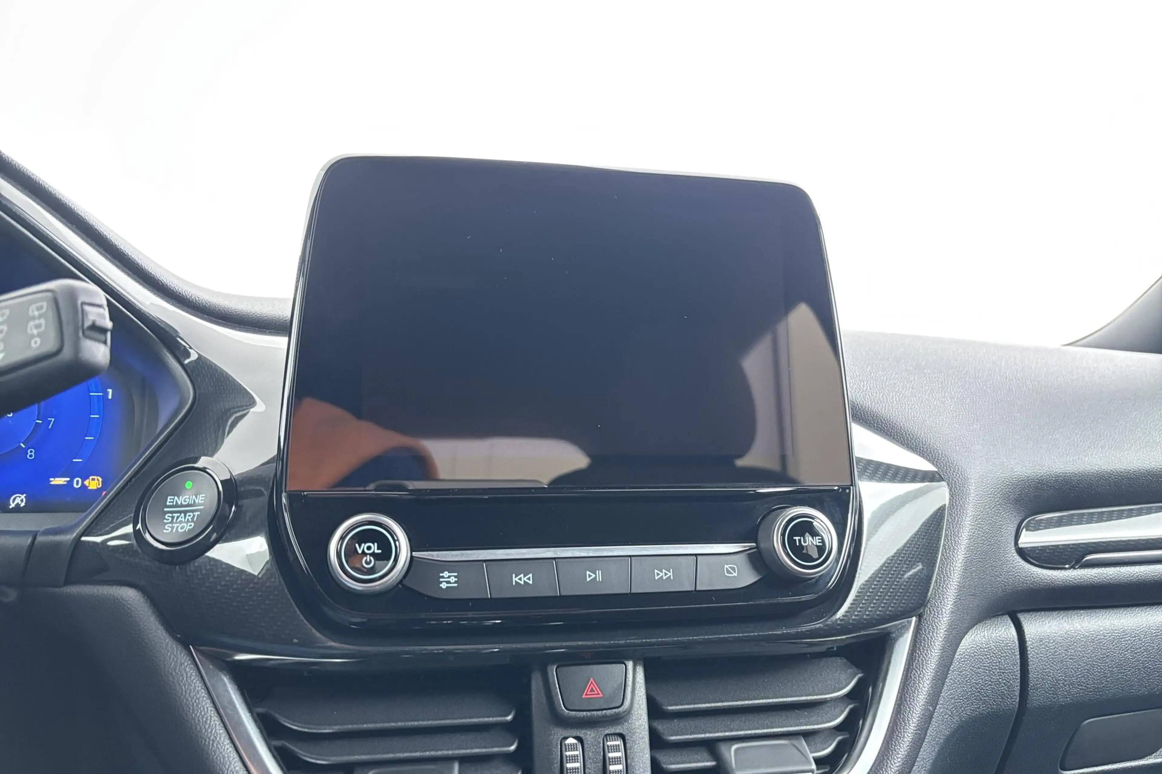 Ford Puma 1.0 EcoBoost Hybrid ST-Line – sportief en veelzijd — photo 4