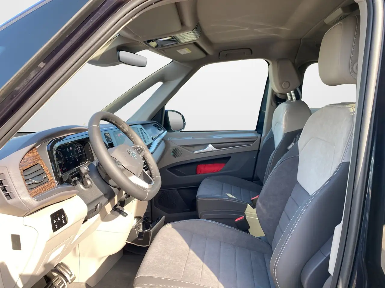 Volkswagen T7 Multivan 1.5 eHybrid 4Motion DSG Style lang 7