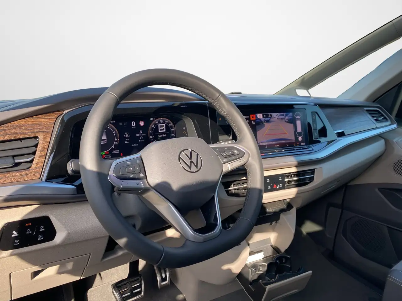 Volkswagen T7 Multivan 1.5 eHybrid 4Motion DSG Style lang 8