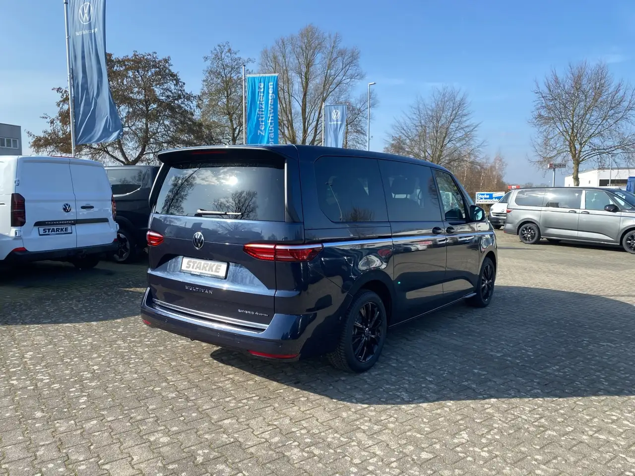 Volkswagen T7 Multivan 1.5 eHybrid 4Motion DSG Style lang 14