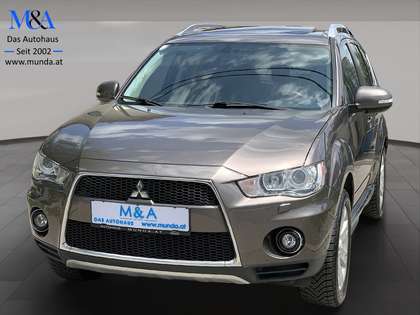 Mitsubishi Outlander Outlander 2,2 DI-D SST Intense Aut.*7-SITZER