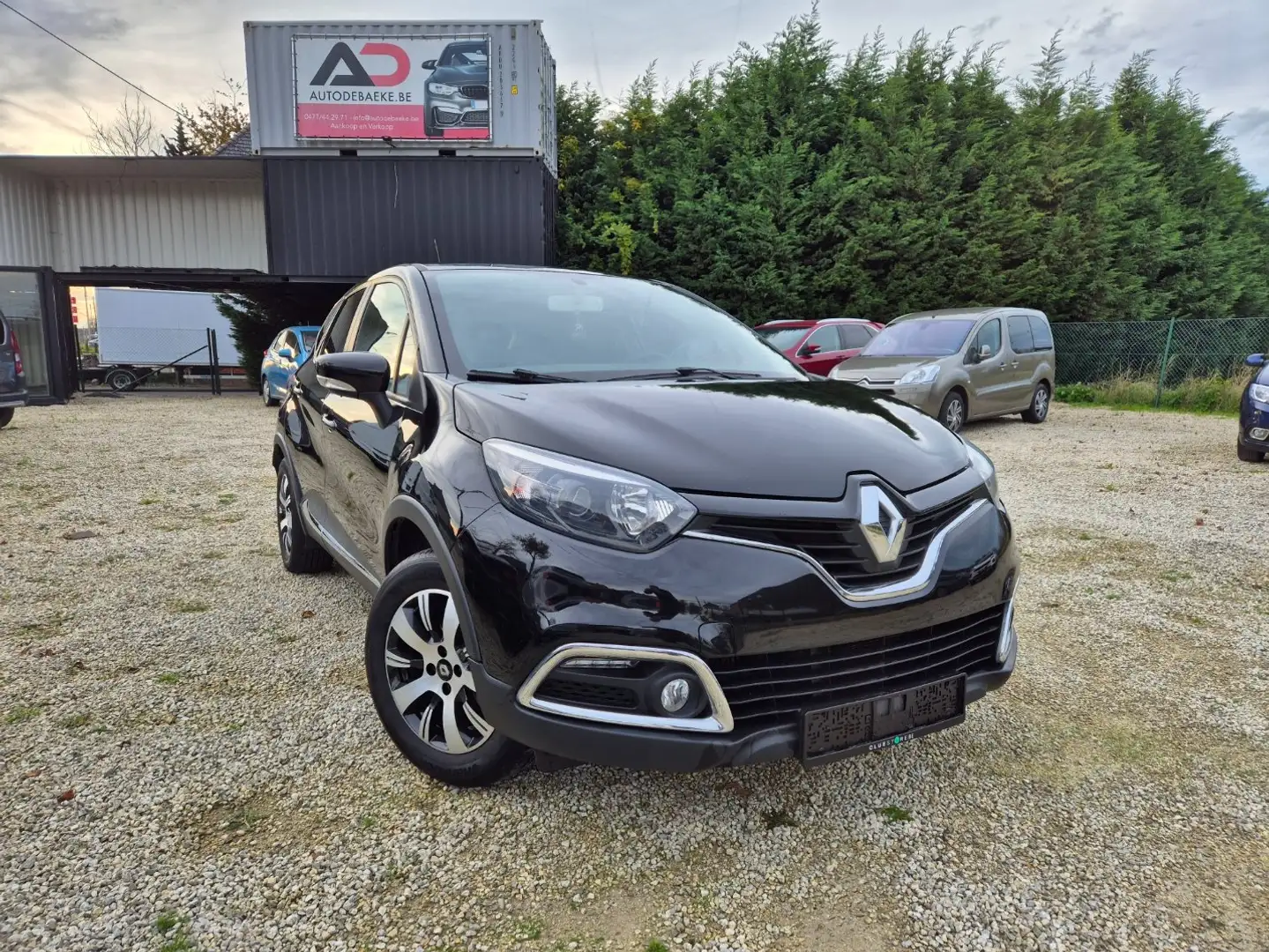 Renault Captur Benzine - zeer proper - Garantie Noir - 1