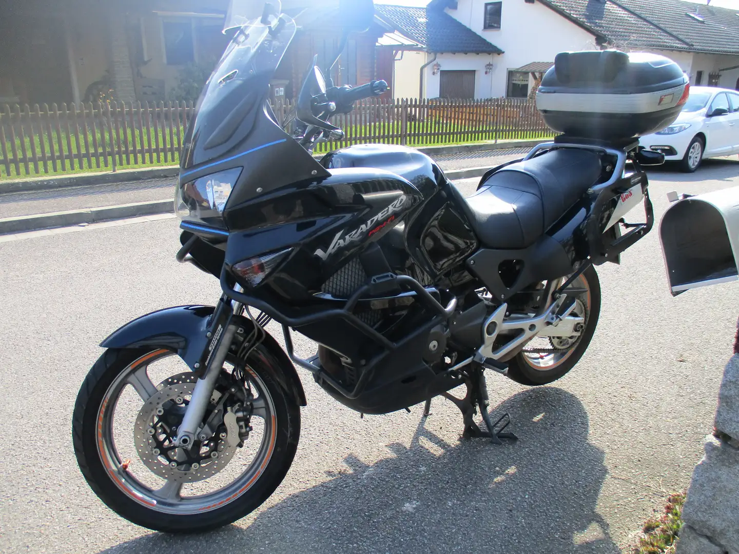 Honda Varadero 1000 er,Einspritzer,SD02 TOP Noir - 1