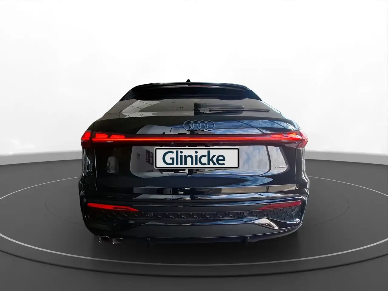 Audi Q5 Sportback edition one mit Akzenten mythosschw 7