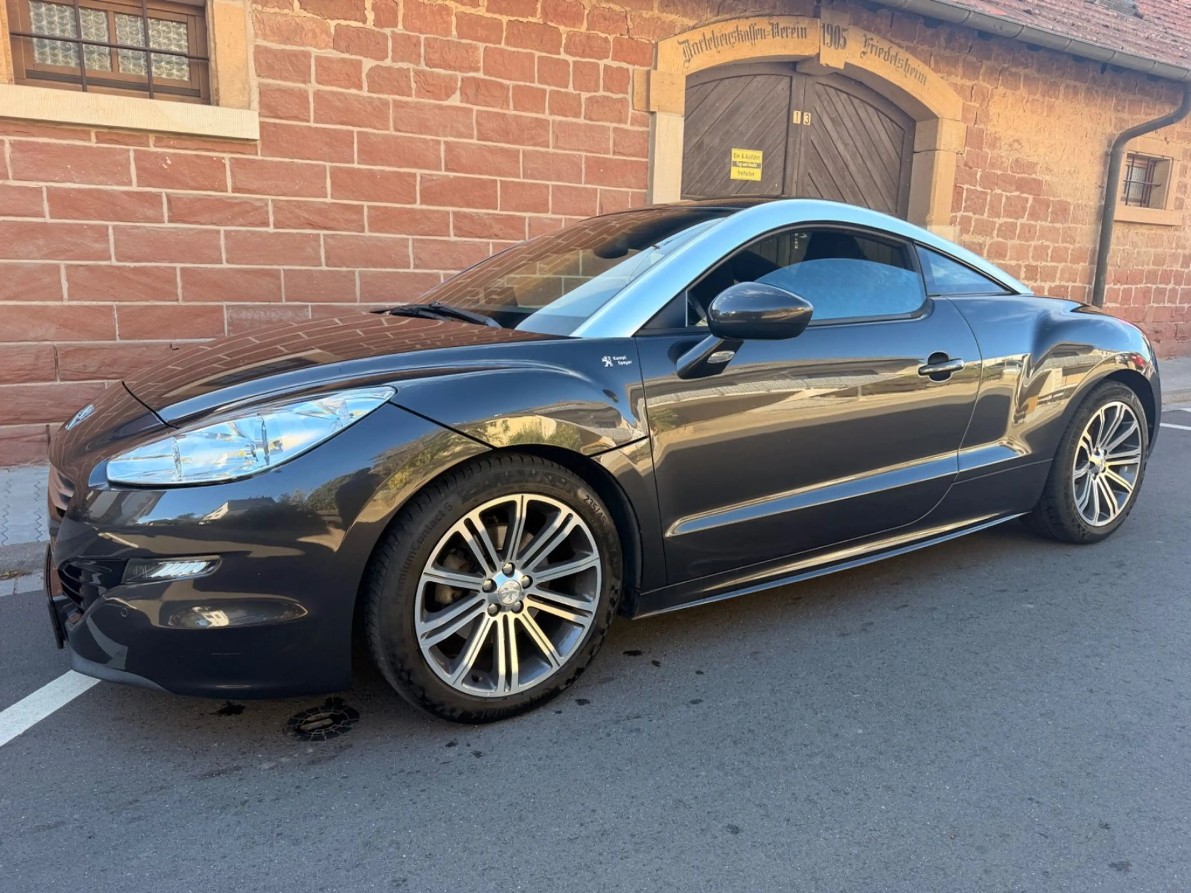 Peugeot RCZ 1.6 16V Turbo NAVI / PDC / Tüv Neu
