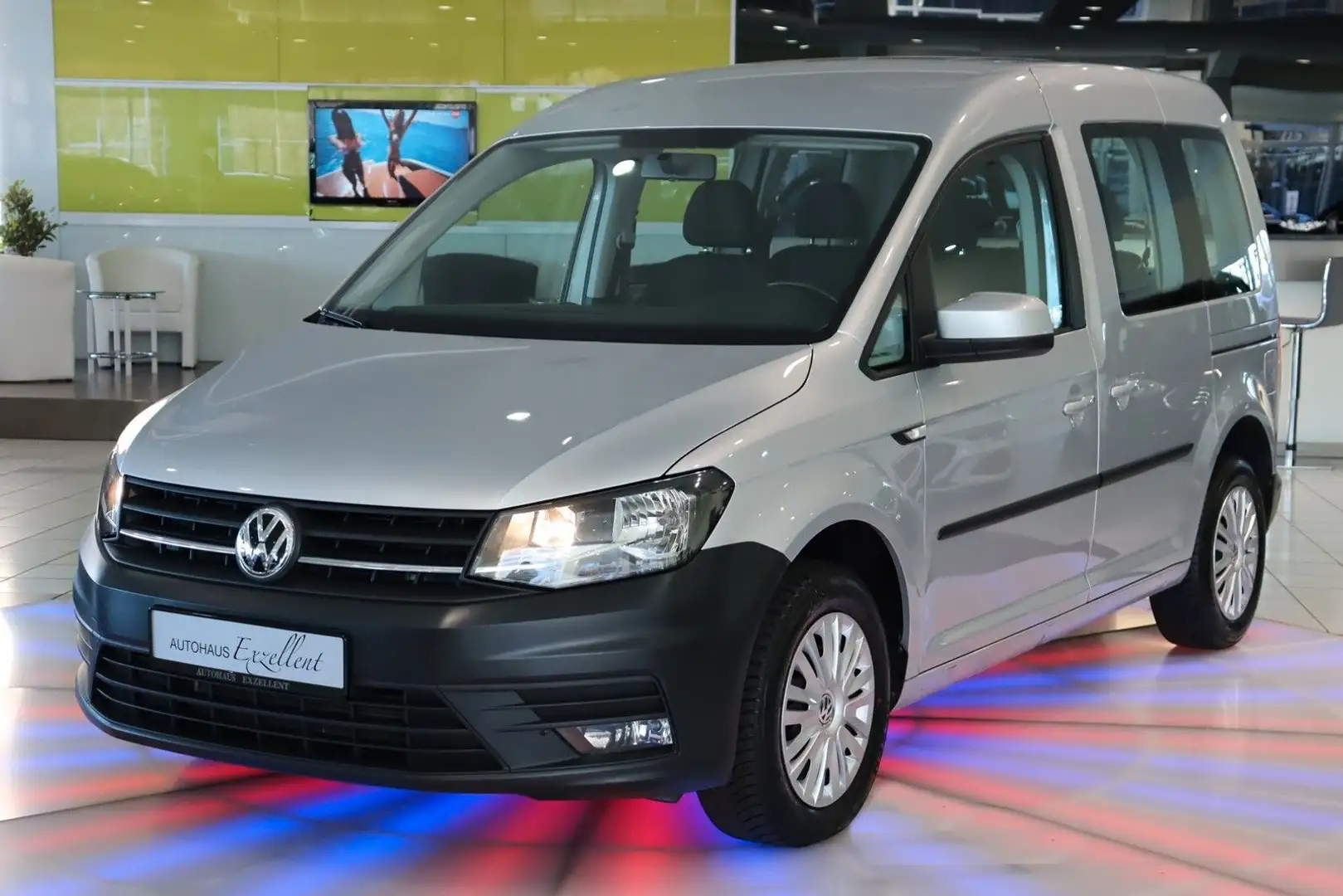 Volkswagen Caddy Trendline BMT*NAVI*KLIMAAUT*TEMPOMAT*PDC* Silber - 1