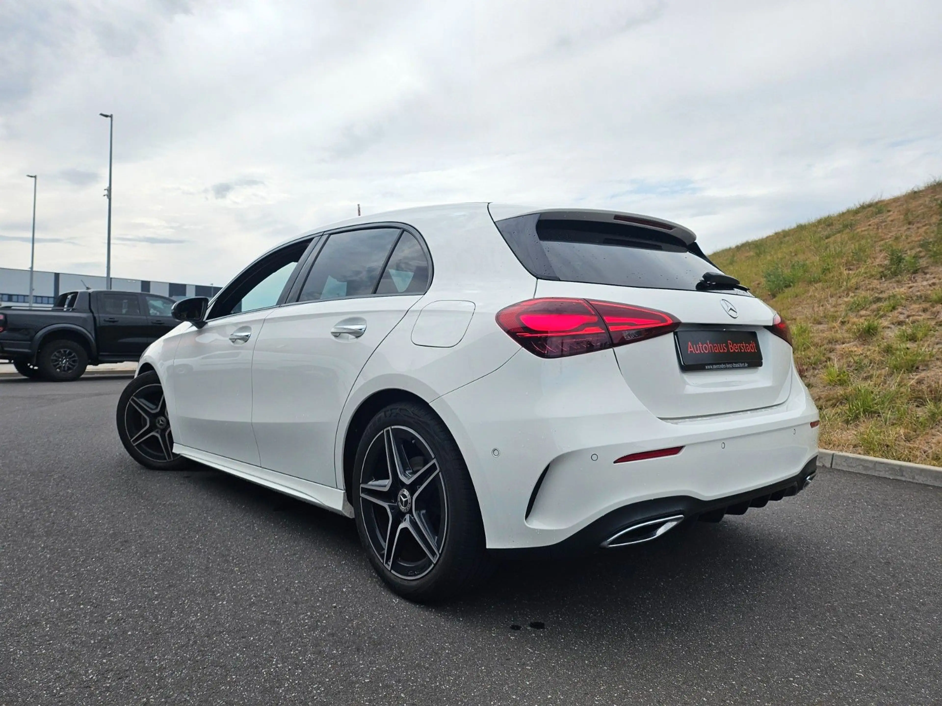 Mercedes-Benz A 200 d AMG*NIGHT-PAKET*MBUX*NAVI*KAMERA*LED*PDC — photo 7
