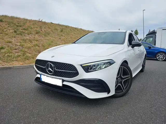 Mercedes-Benz A 200 d AMG*NIGHT PAKET*MBUX*NAVI*KAMERA*LED*PDC