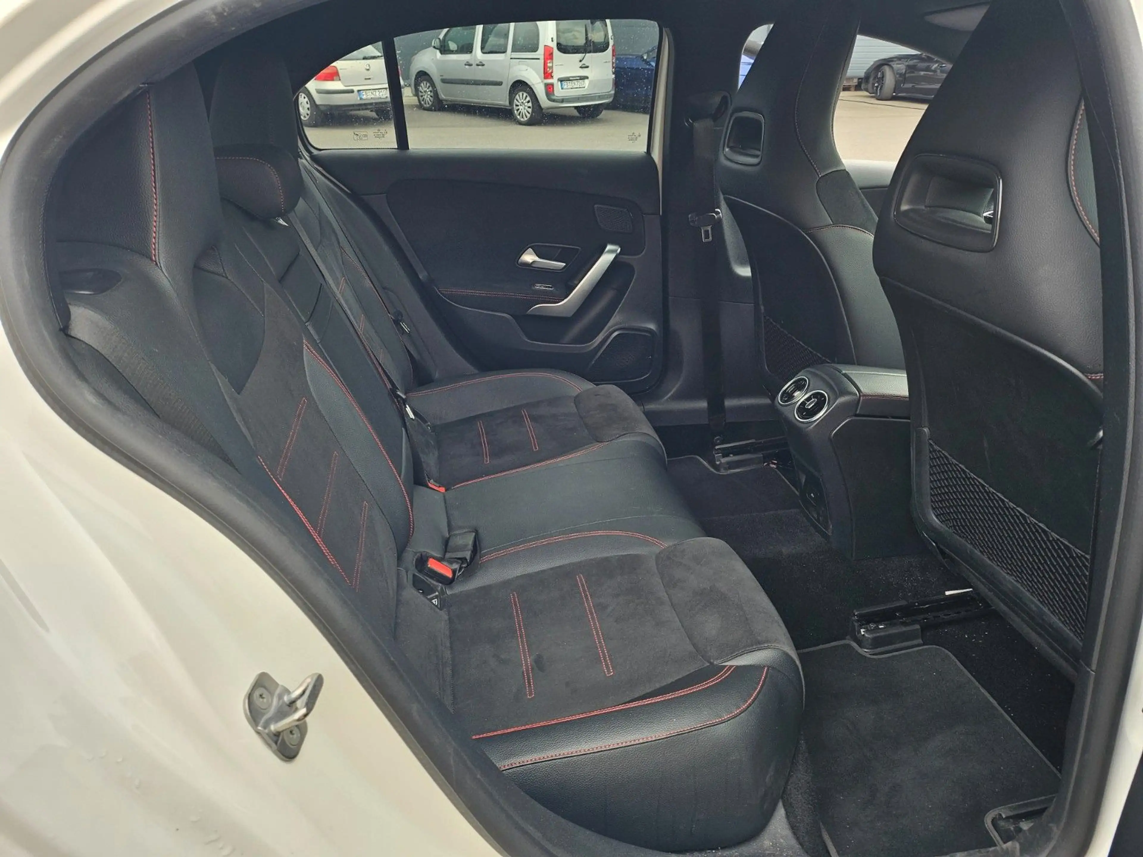 Mercedes-Benz A 200 d AMG*NIGHT-PAKET*MBUX*NAVI*KAMERA*LED*PDC — photo 14