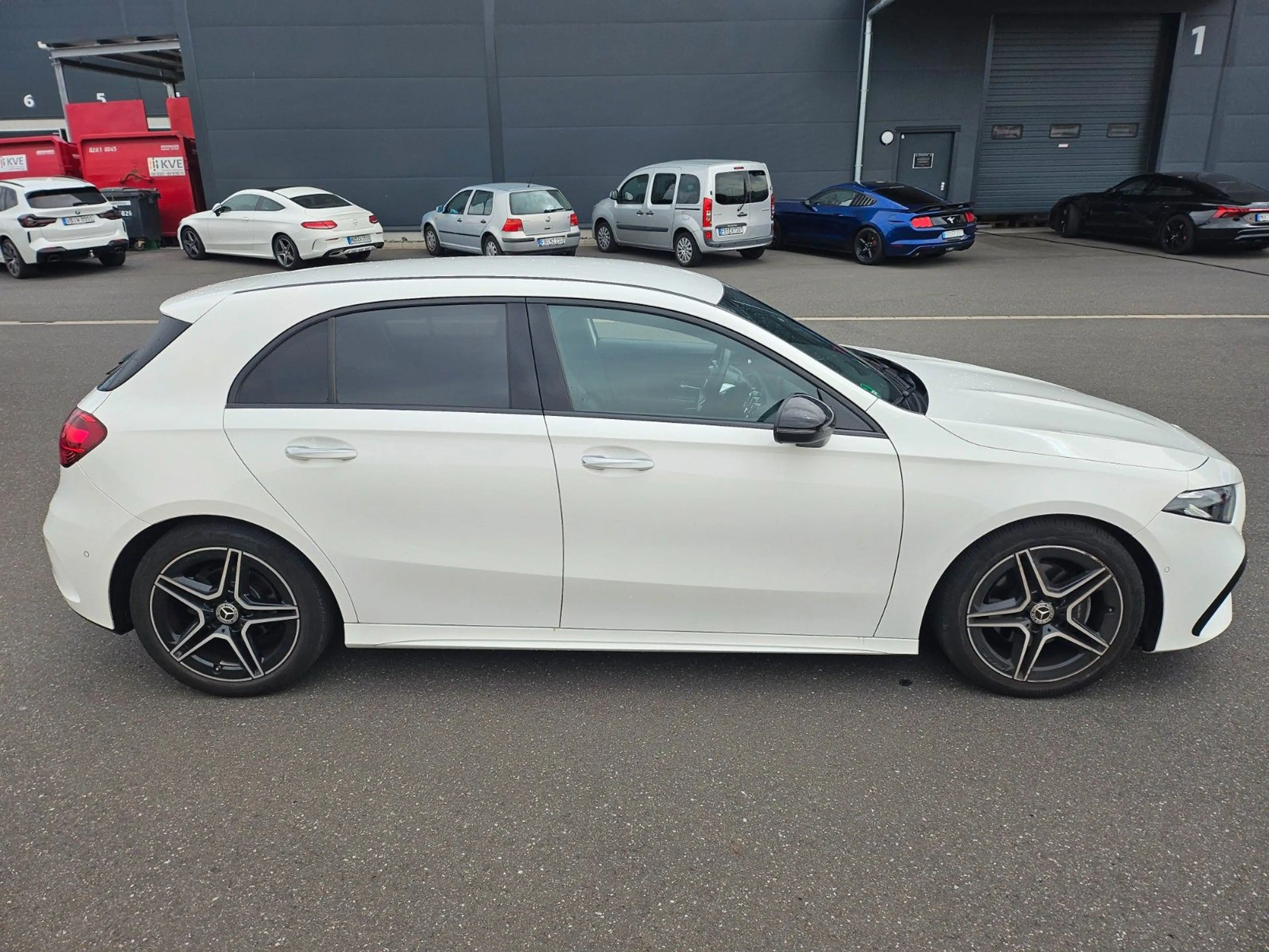 Mercedes-Benz A 200 d AMG*NIGHT-PAKET*MBUX*NAVI*KAMERA*LED*PDC — photo 10