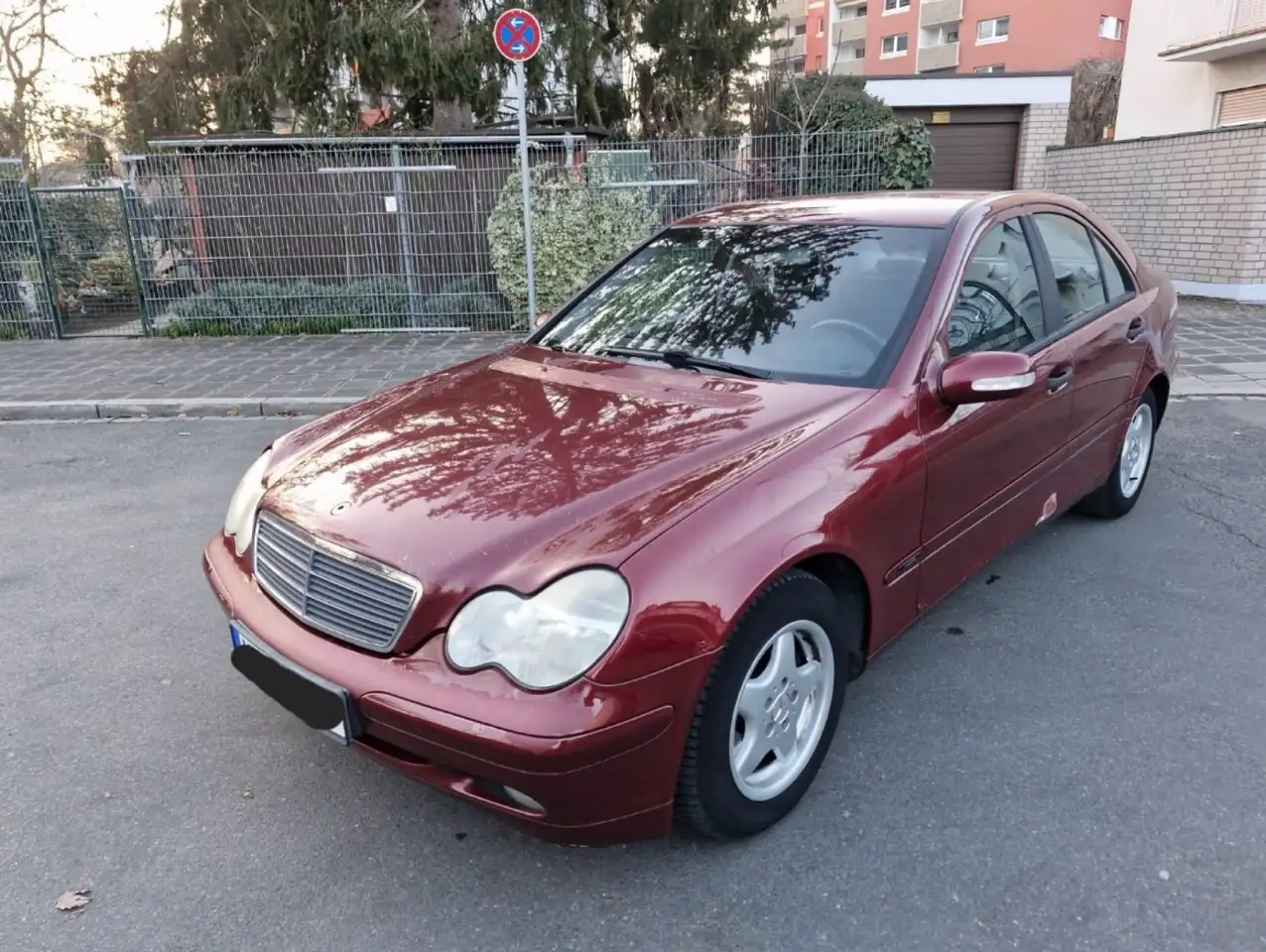 Mercedes-Benz C 200
