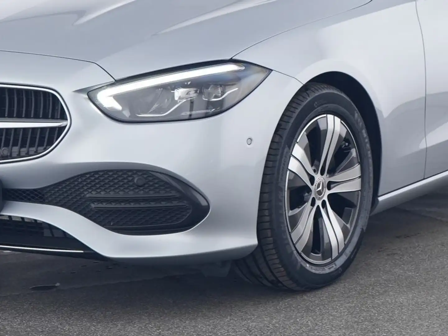 Mercedes-Benz C 180 T+AHZV+Totwinkel+WD Glas+Lenkradheizung Silber - 2