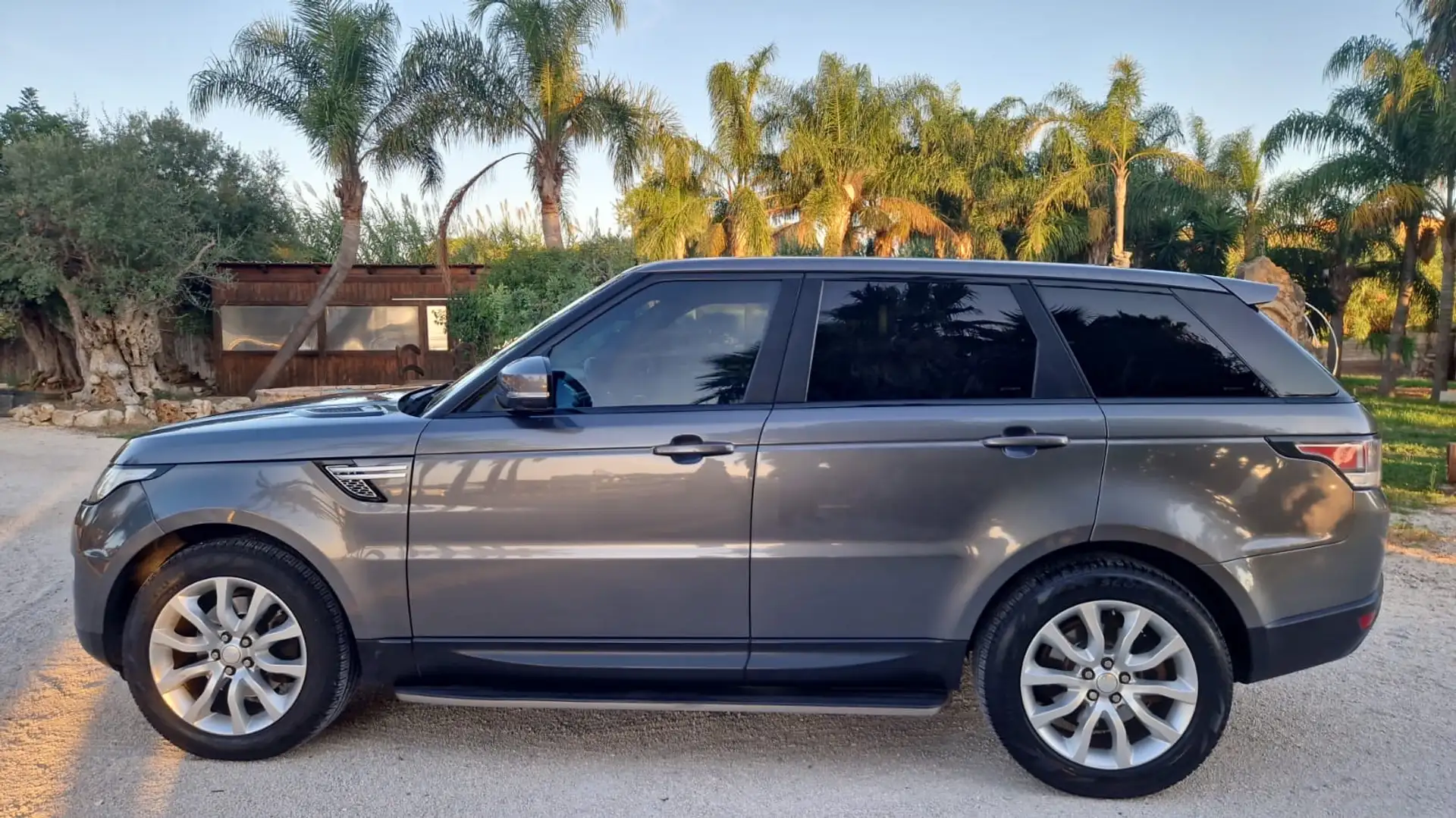 Land Rover Range Rover Sport Range Rover Sport II 2014 3.0 tdV6 HSE auto Beige - 1