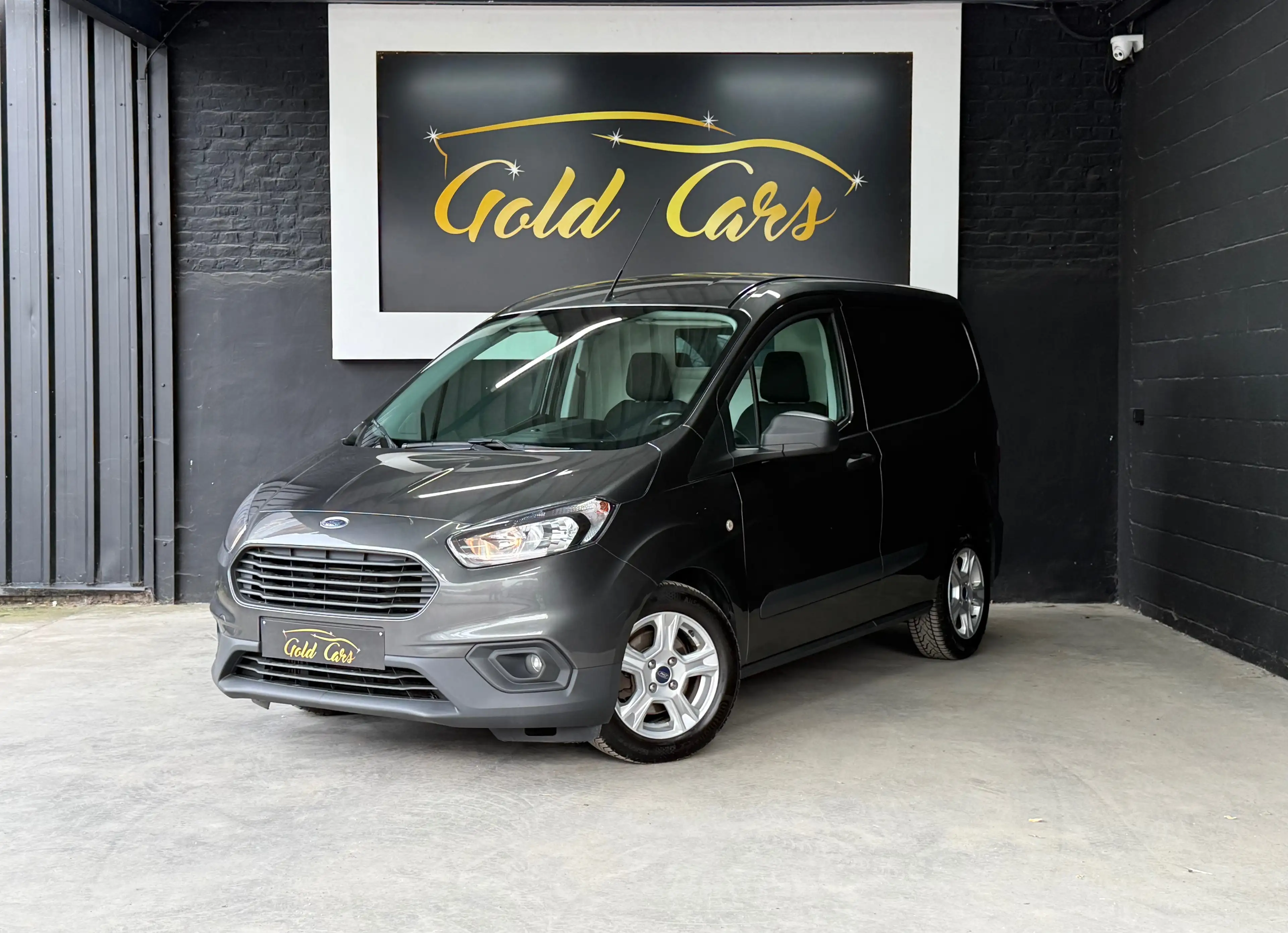 Ford Transit Courier 1.5 TDCi Ambiente (EU6.2)*1ER PROP*CILM TRONIC*CARPLAY* — photo 2