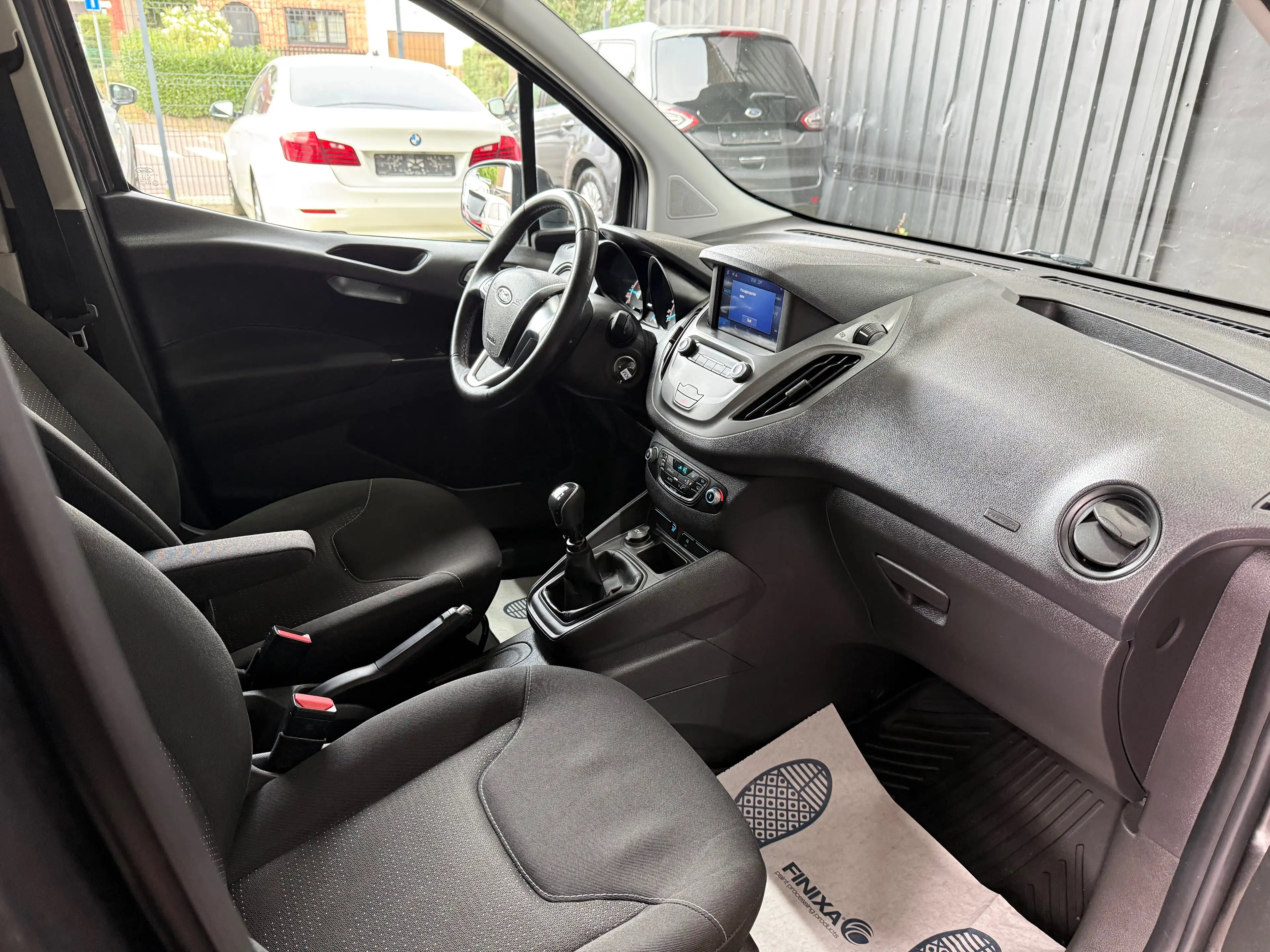 Ford Transit Courier 1.5 TDCi Ambiente (EU6.2)*1ER PROP*CILM TRONIC*CARPLAY* — photo 12