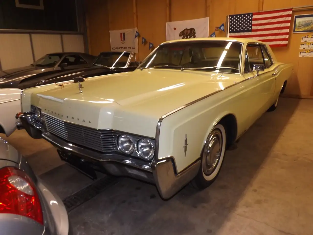 Lincoln Continental
