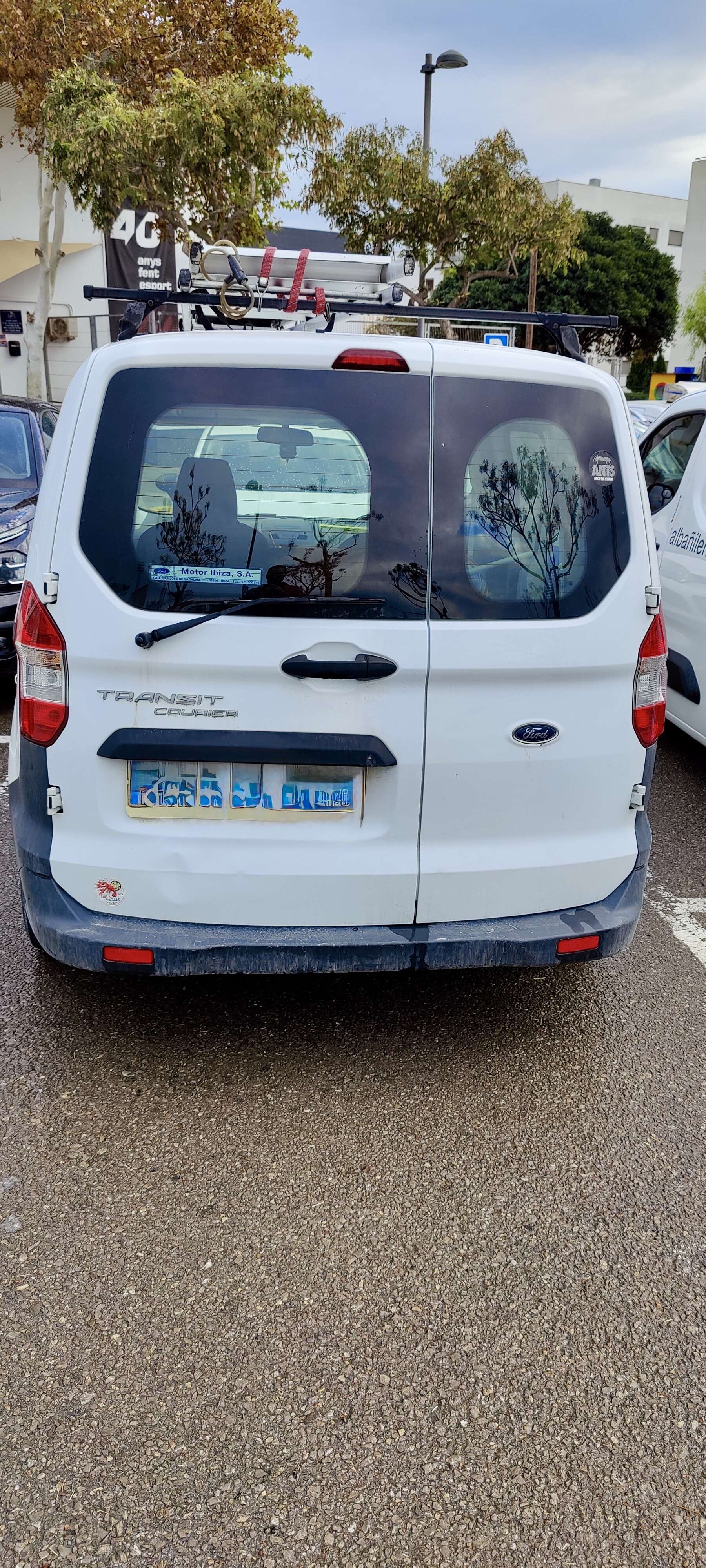 Ford Transit Courier Van 1.5TDCi Trend 75 - foto 1