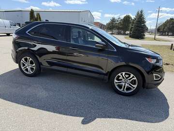 4dr Titanium FWD