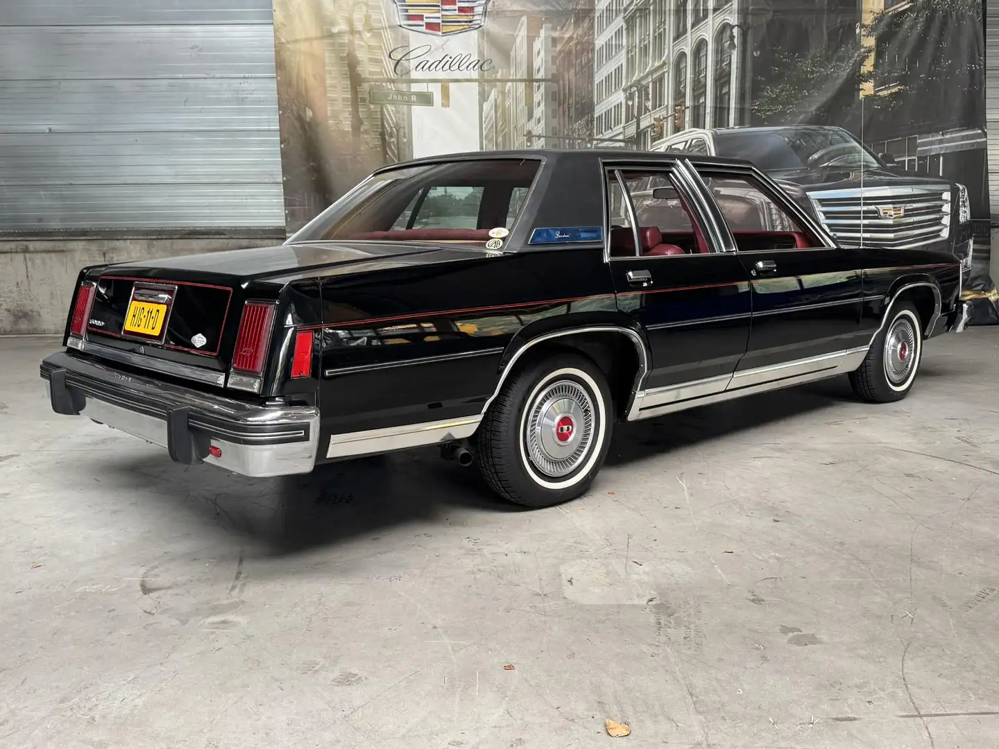 Ford USA LTD 5.0 ll Hardtop Black - 2