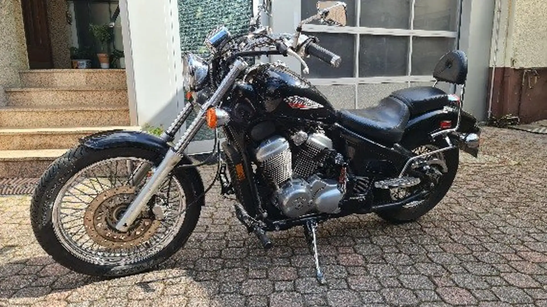 Honda Shadow 600 VT Schwarz - 1