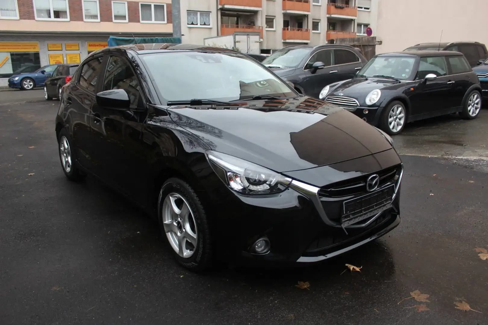 Mazda 2 Sports-Line Sky Achtive-G LED Noir - 2
