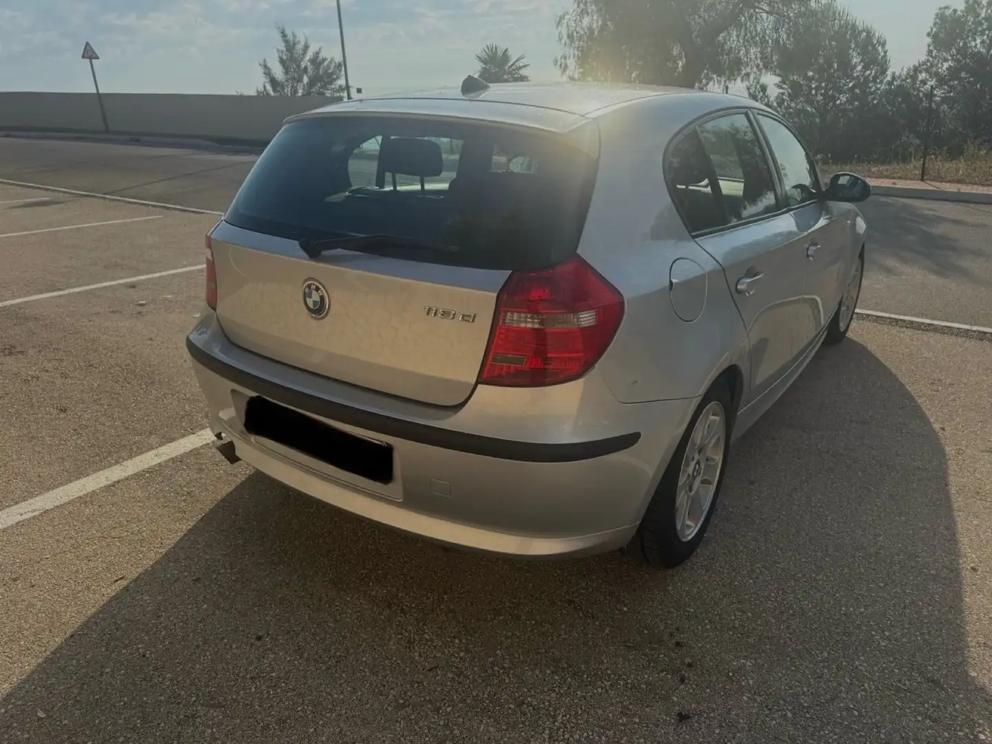BMW 118 118d - 2