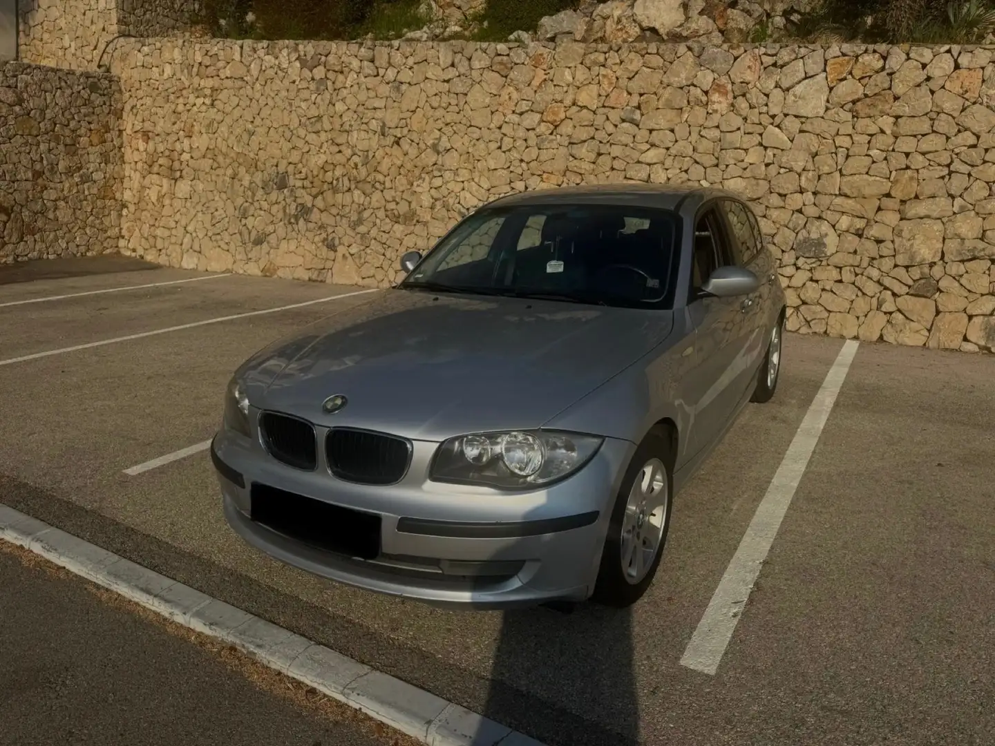 BMW 118 118d - 1