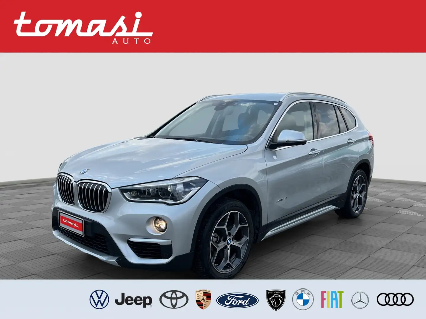 BMW X1 X1 xDrive18d xLine Gris - 1