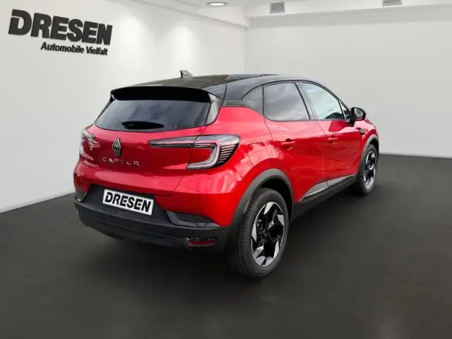 Renault Captur view 3