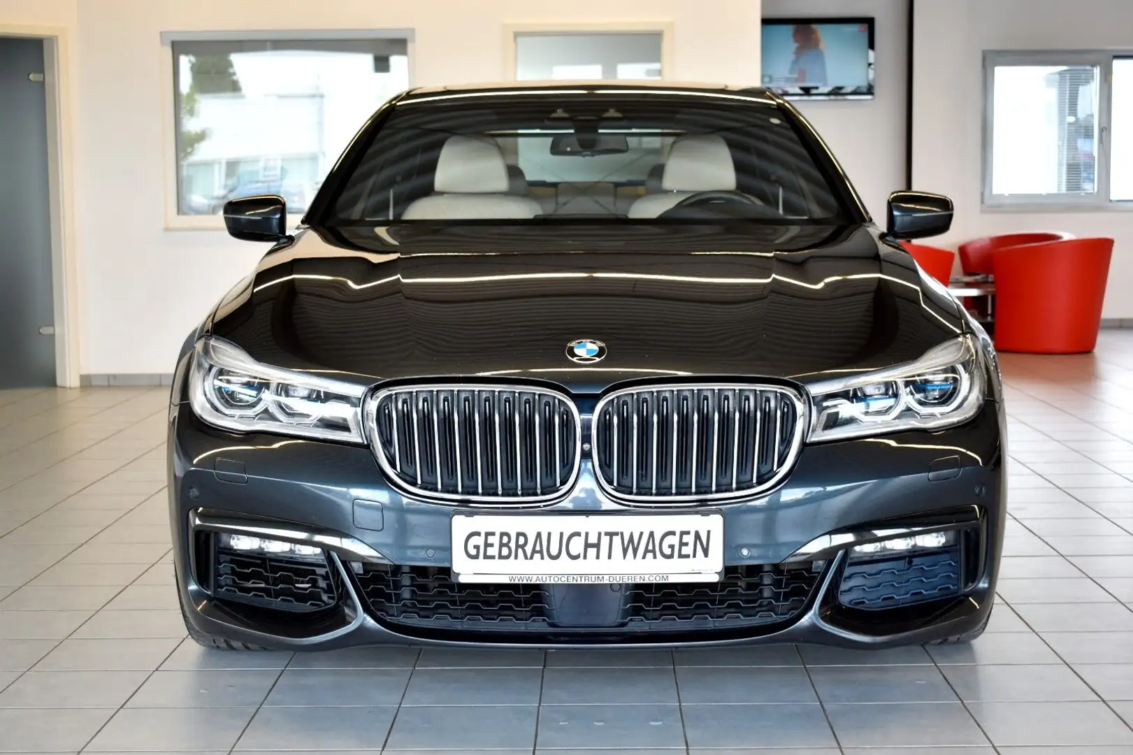 BMW 750 i XDRIVE/M-PAKET/LASER/S-DACH/MASSAGE/LUFT Grau - 2