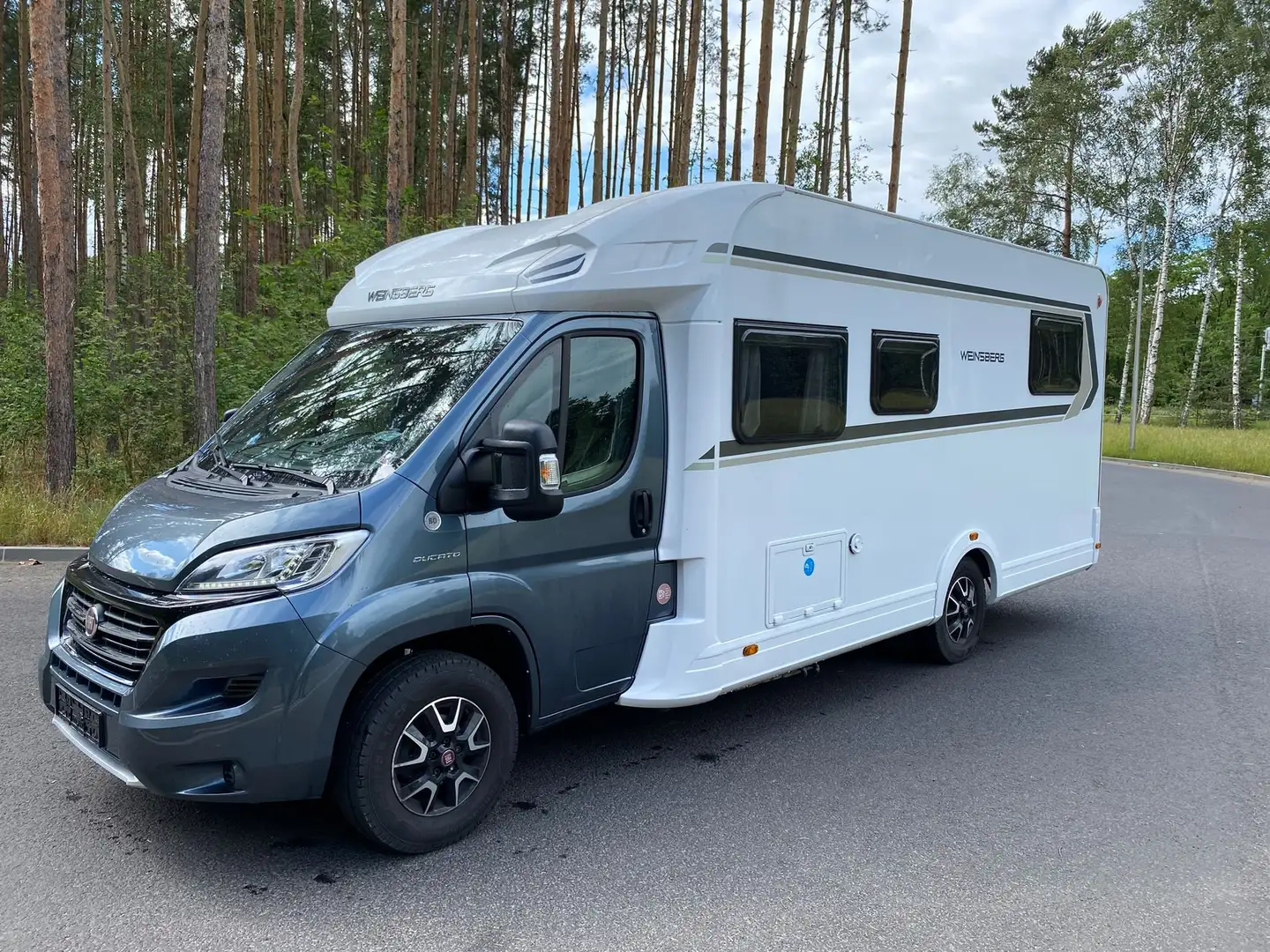 Weinsberg R58 Cara Suite 700 me Grau - 1
